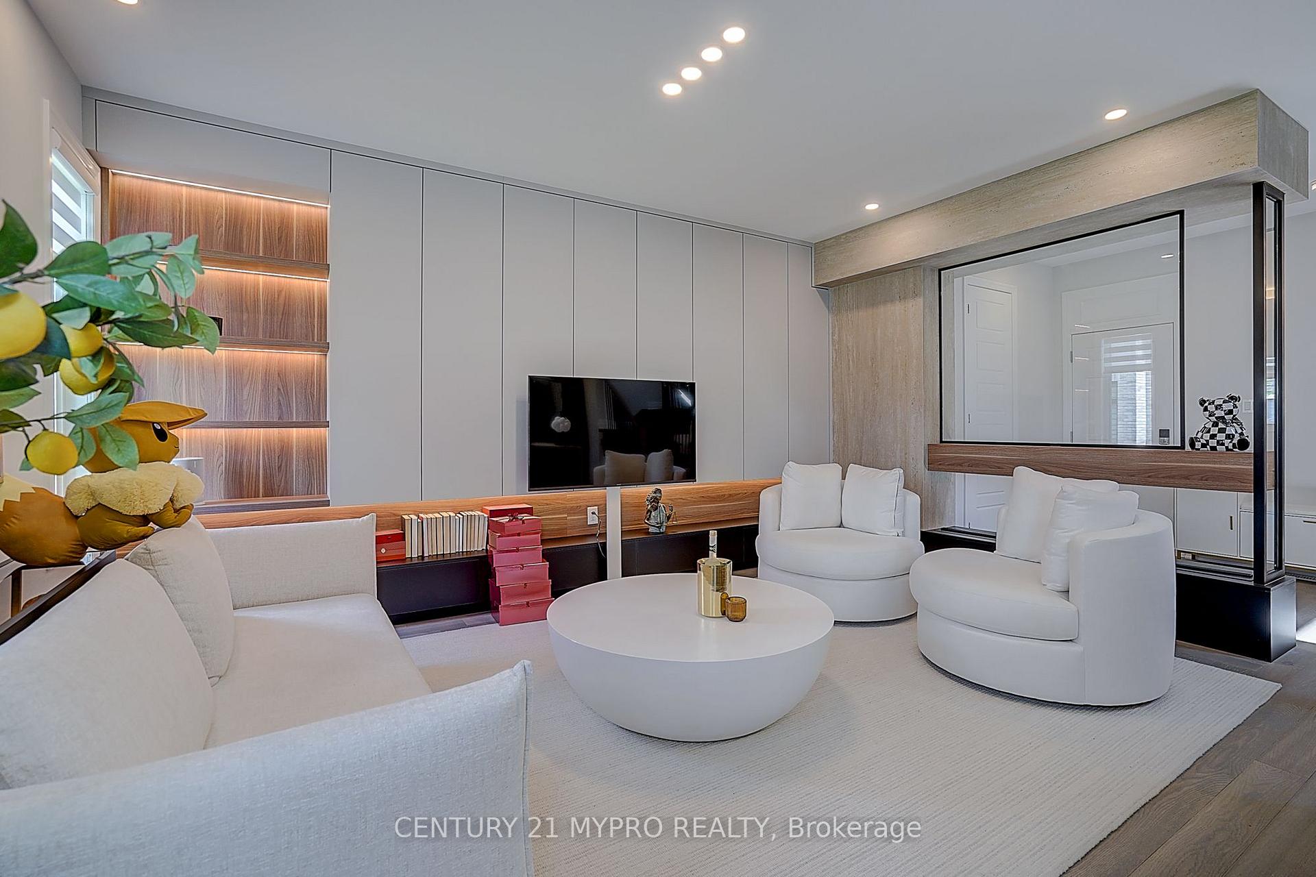 Photo 13 of 2 George Roman Avenue, Markham, Rural Markham — HOMEH