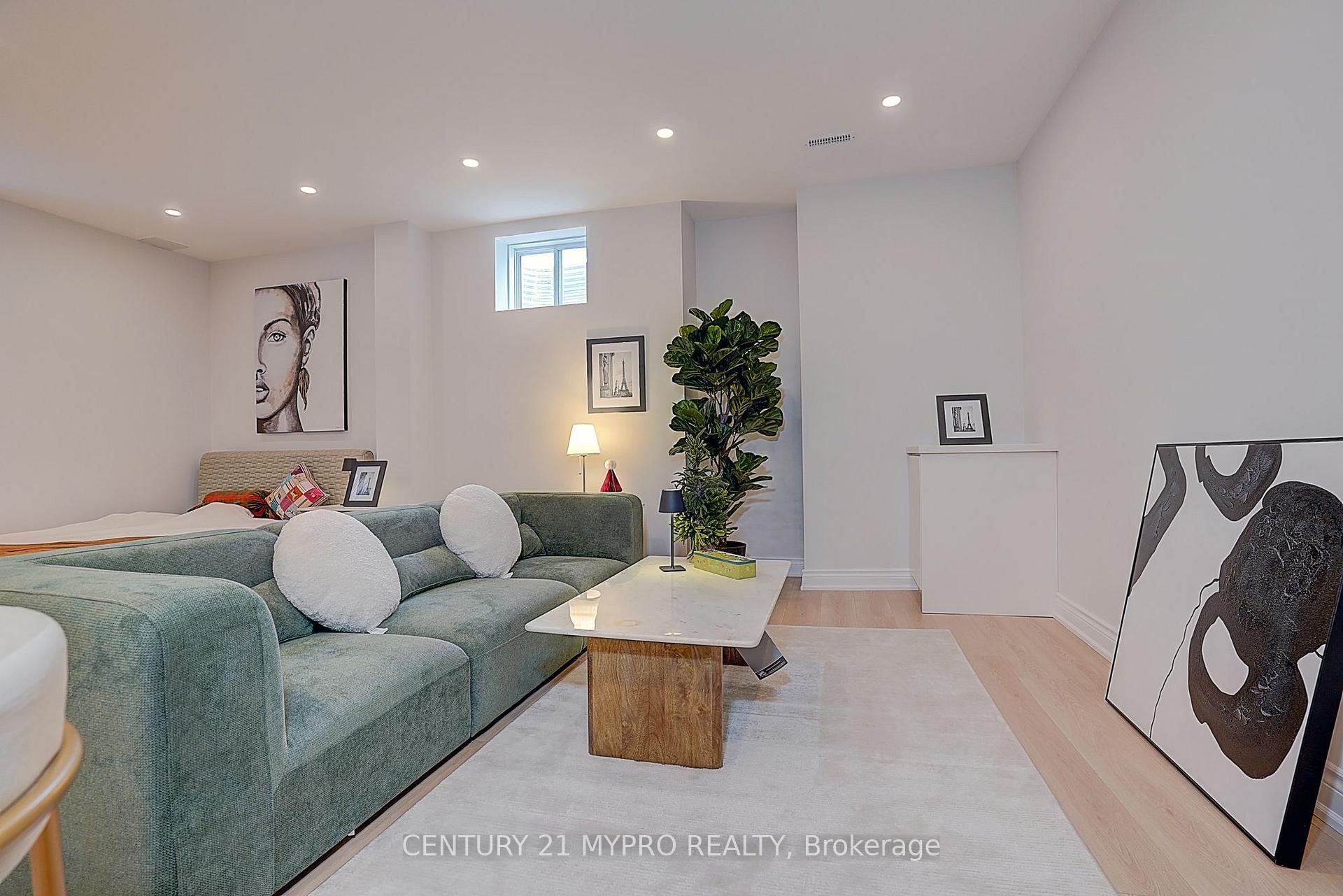 Photo 32 of 2 George Roman Avenue, Markham, Rural Markham — HOMEH
