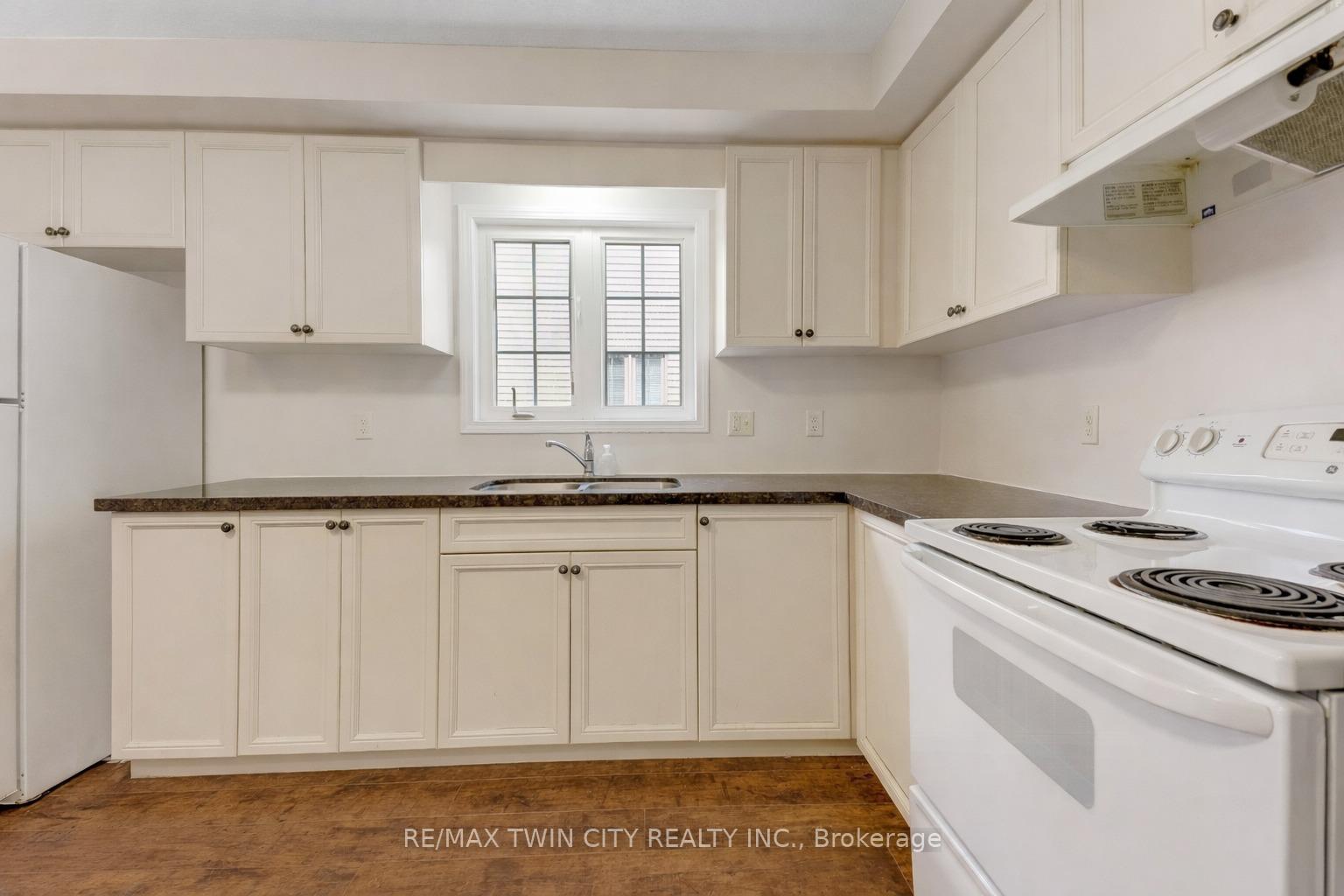 Photo 5 of Unit 5B, 931 Glasgow Street, Kitchener, Westmount - Kitchener — HOMEH