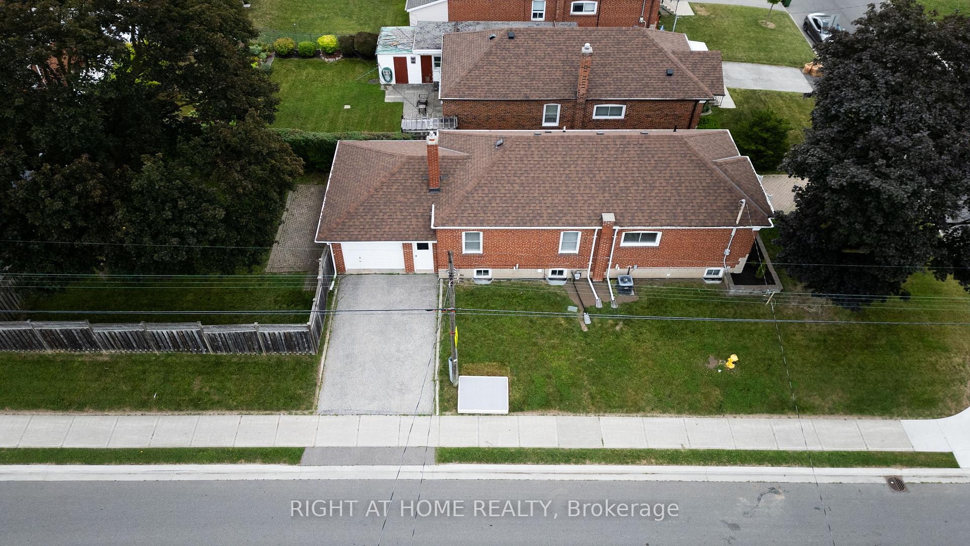 Photo 6 of 2 Midholm Drive, Scarborough, Ionview — HOMEH