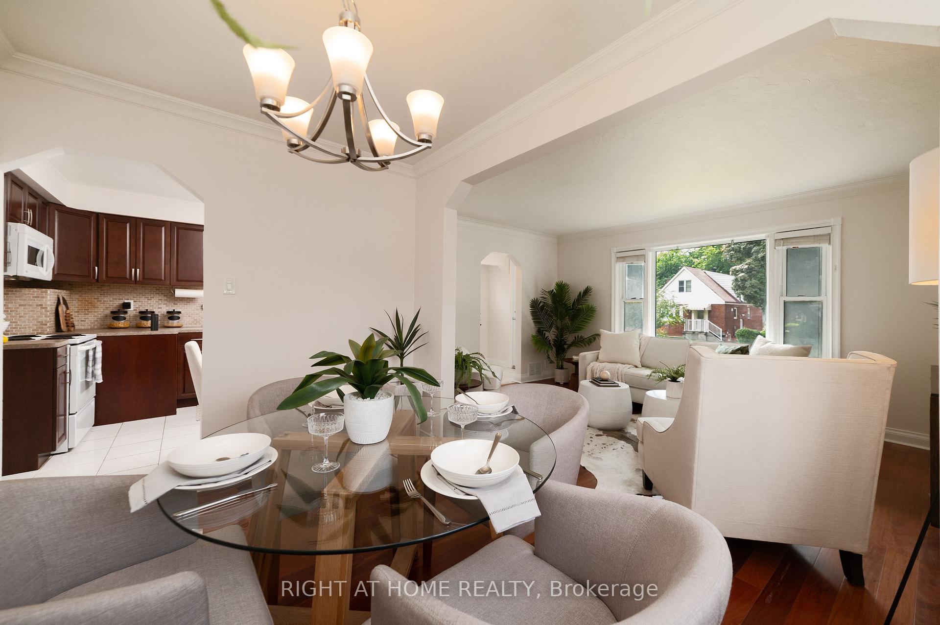 Photo 12 of 2 Midholm Drive, Scarborough, Ionview — HOMEH