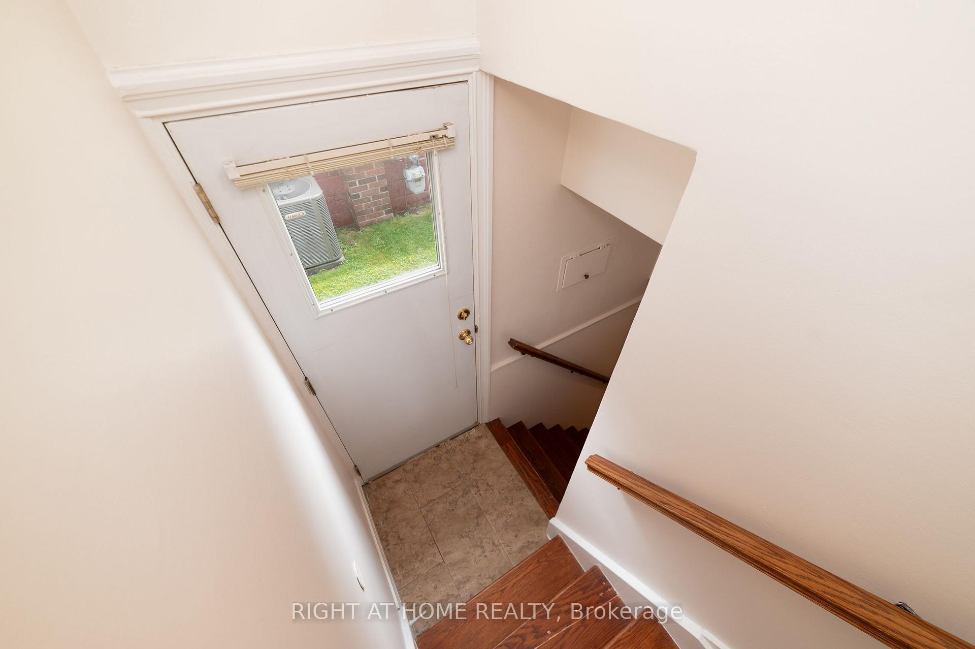 Photo 25 of 2 Midholm Drive, Scarborough, Ionview — HOMEH