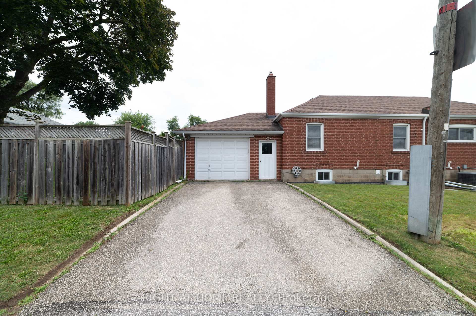 Photo 40 of 2 Midholm Drive, Scarborough, Ionview — HOMEH