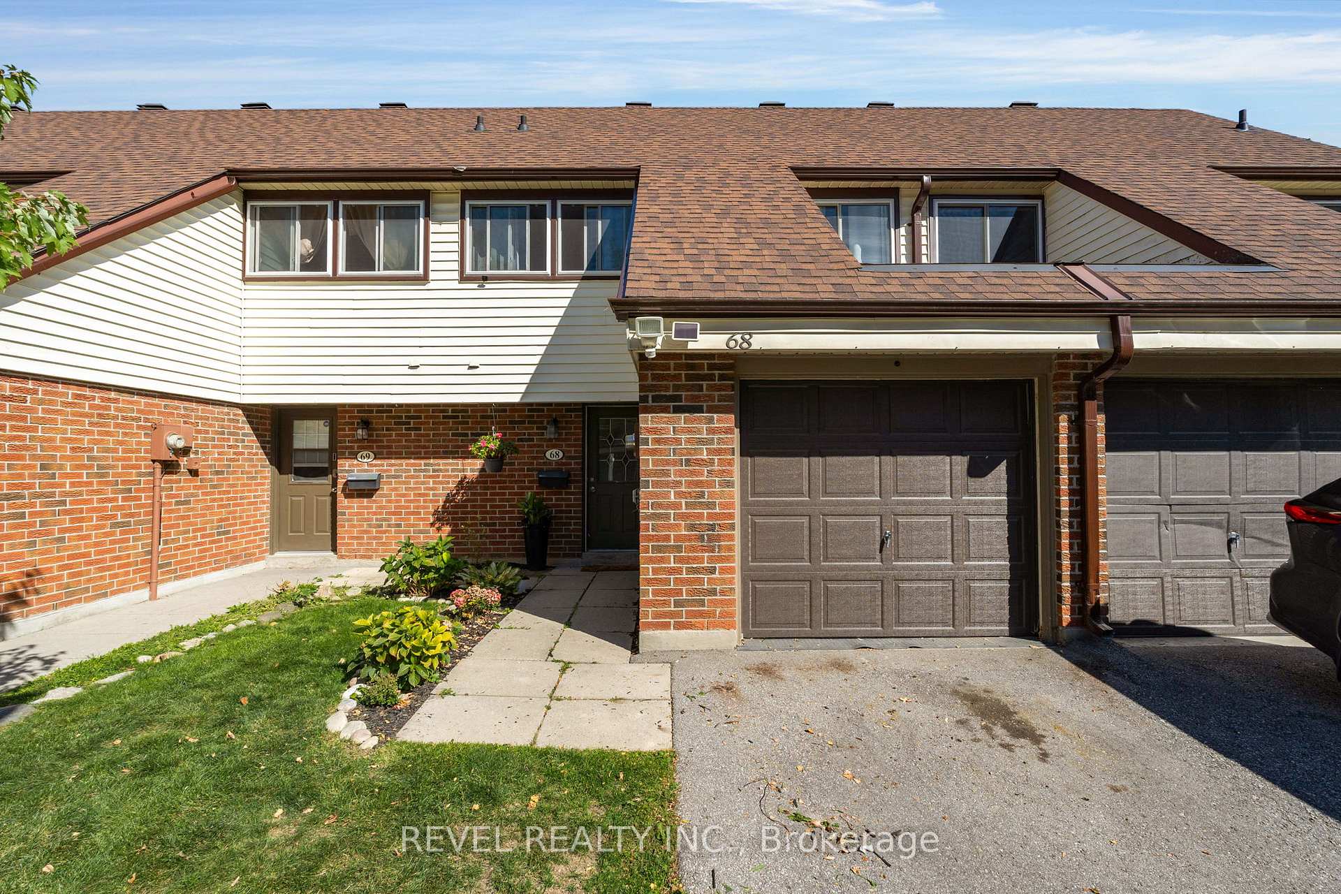 Photo 1 of Unit 68, 28 Donald Street, Barrie, Queen's Park — HOMEH