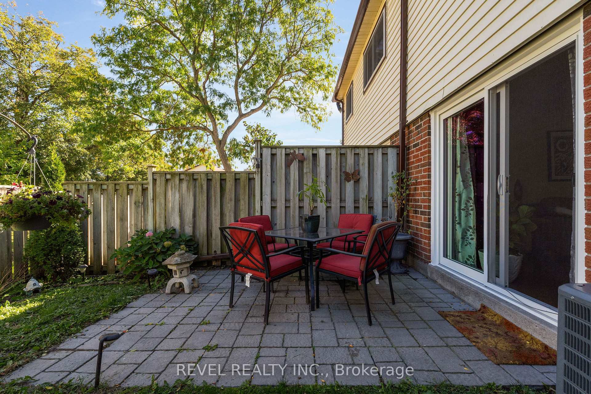 Photo 26 of Unit 68, 28 Donald Street, Barrie, Queen's Park — HOMEH