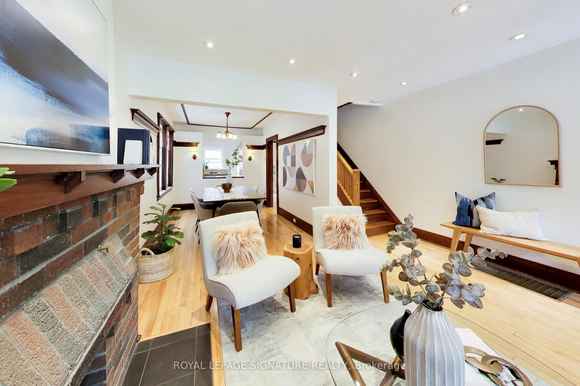Photo 2 of 2102 Gerrard Street E, Toronto, East End-Danforth — HOMEH