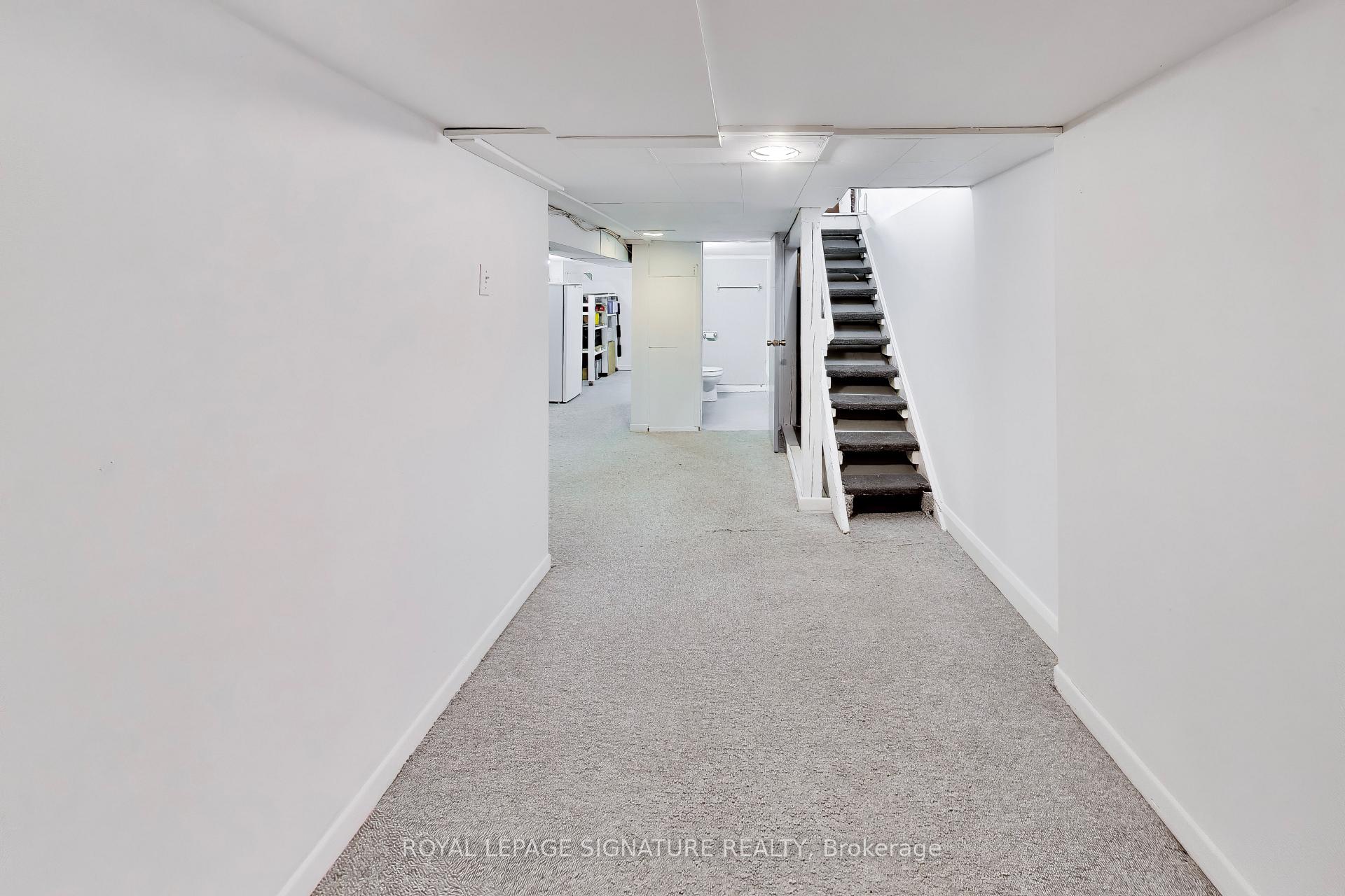 Photo 18 of 2102 Gerrard Street E, Toronto, East End-Danforth — HOMEH