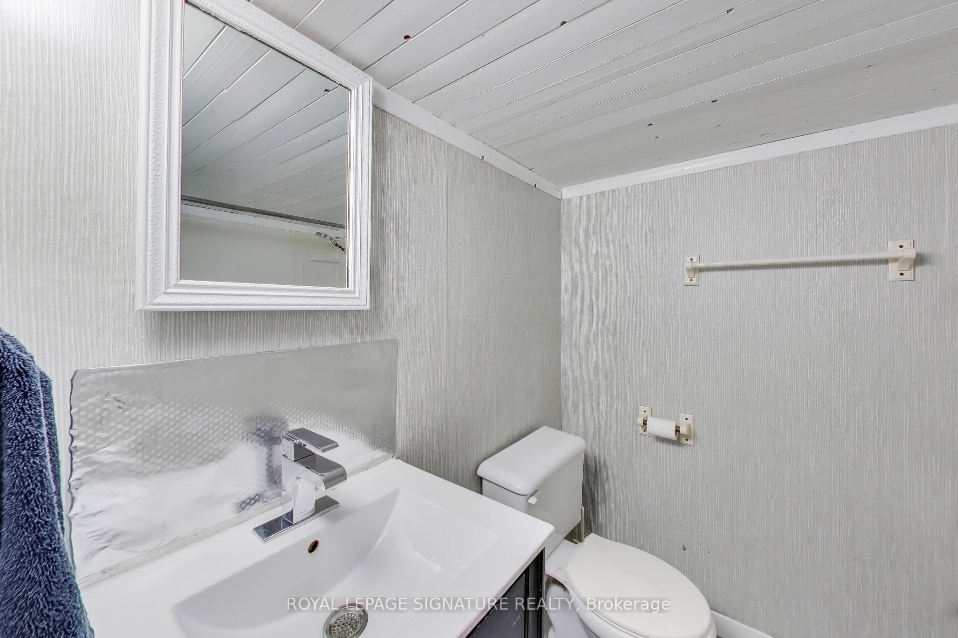 Photo 19 of 2102 Gerrard Street E, Toronto, East End-Danforth — HOMEH