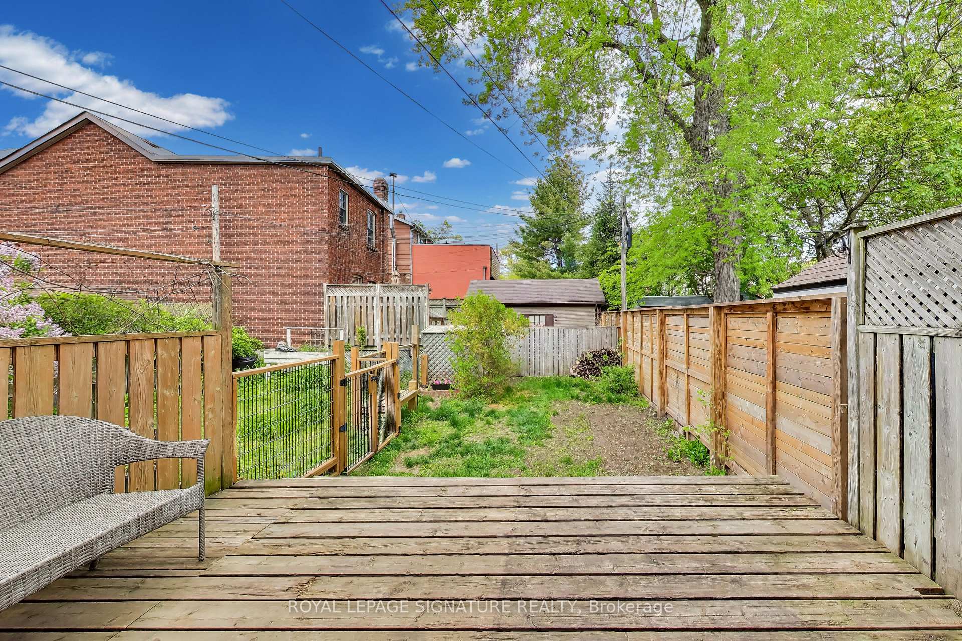 Photo 21 of 2102 Gerrard Street E, Toronto, East End-Danforth — HOMEH
