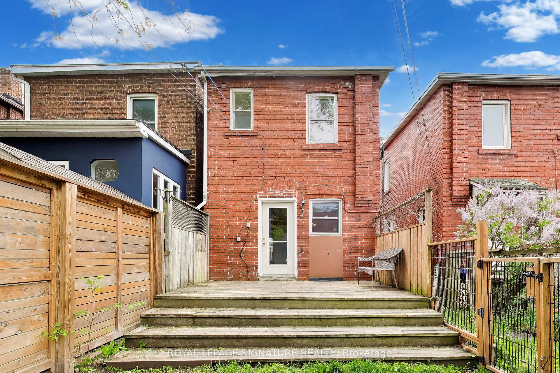 Photo 22 of 2102 Gerrard Street E, Toronto, East End-Danforth — HOMEH