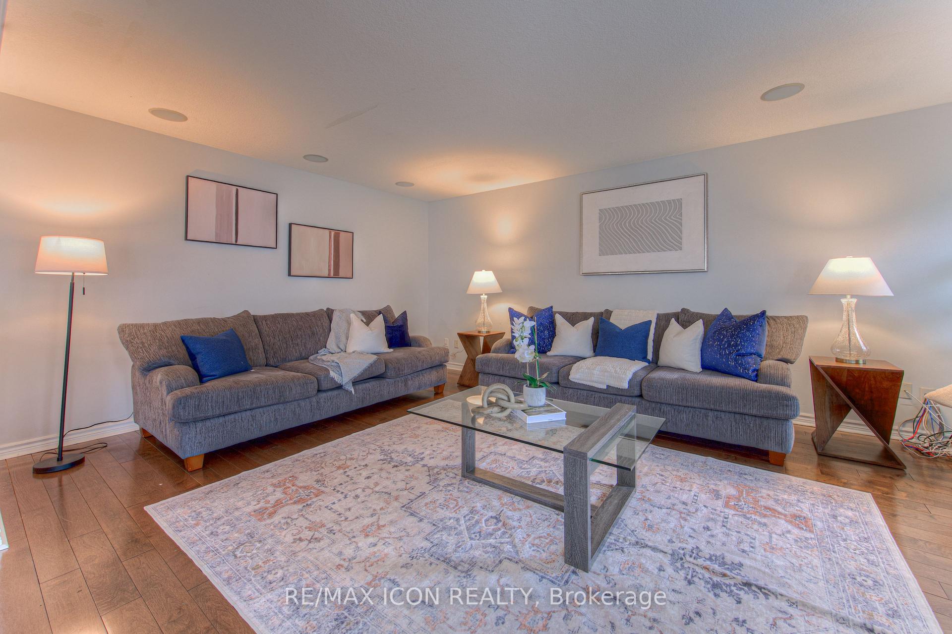 Photo 16 of 139 Pebblecreek Drive, Kitchener, Grand River South — HOMEH