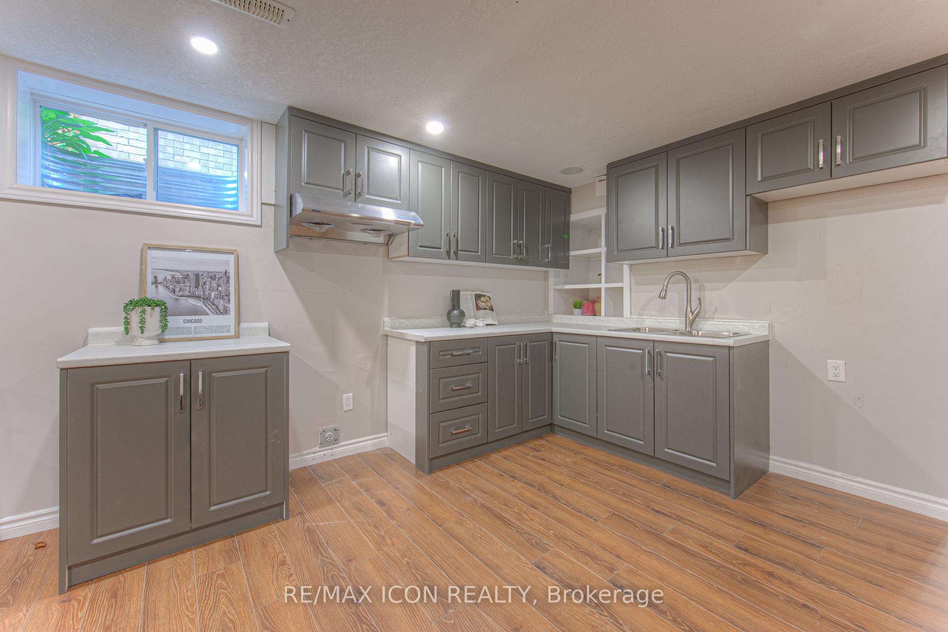 Photo 30 of 139 Pebblecreek Drive, Kitchener, Grand River South — HOMEH