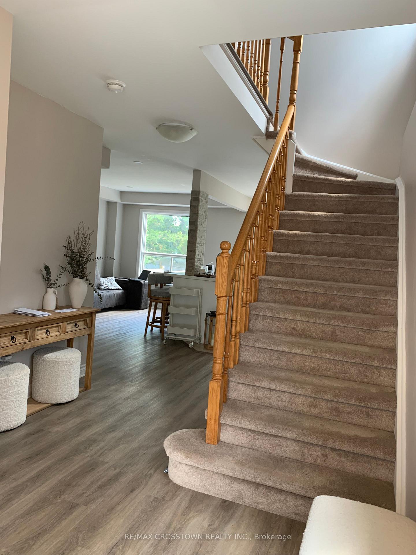 Photo 4 of 55 Brucker Road, Barrie, Holly — HOMEH