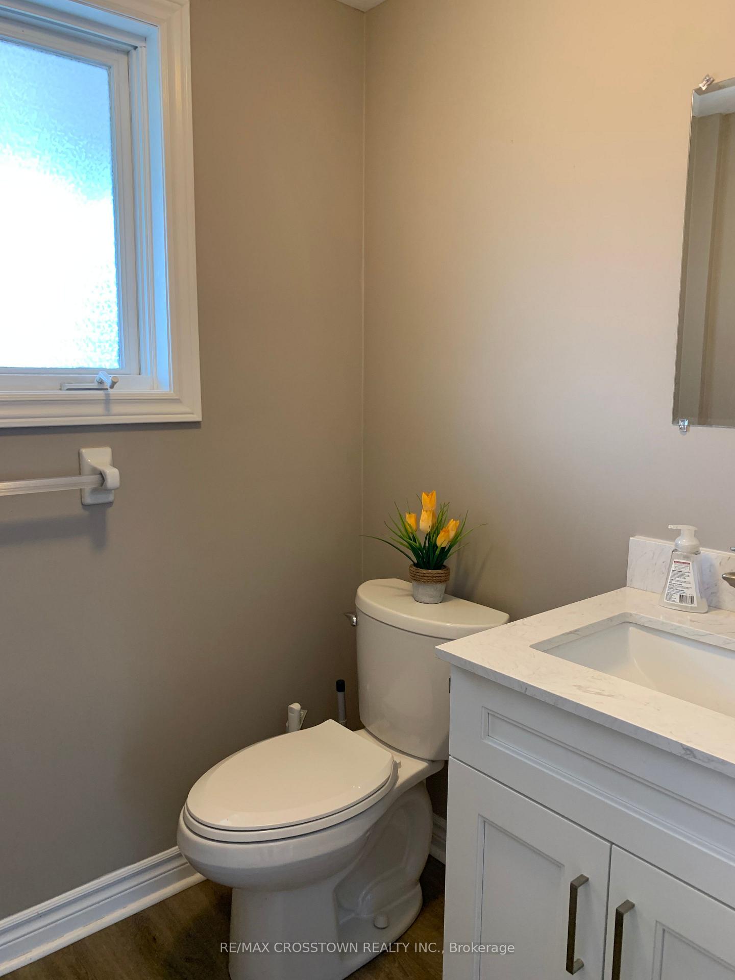 Photo 5 of 55 Brucker Road, Barrie, Holly — HOMEH