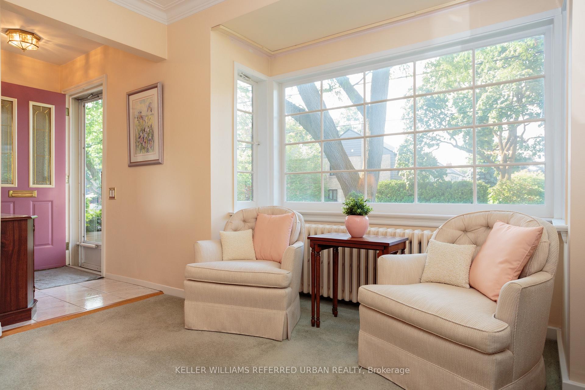 Photo 2 of 345 Moore Avenue, Toronto, Leaside — HOMEH