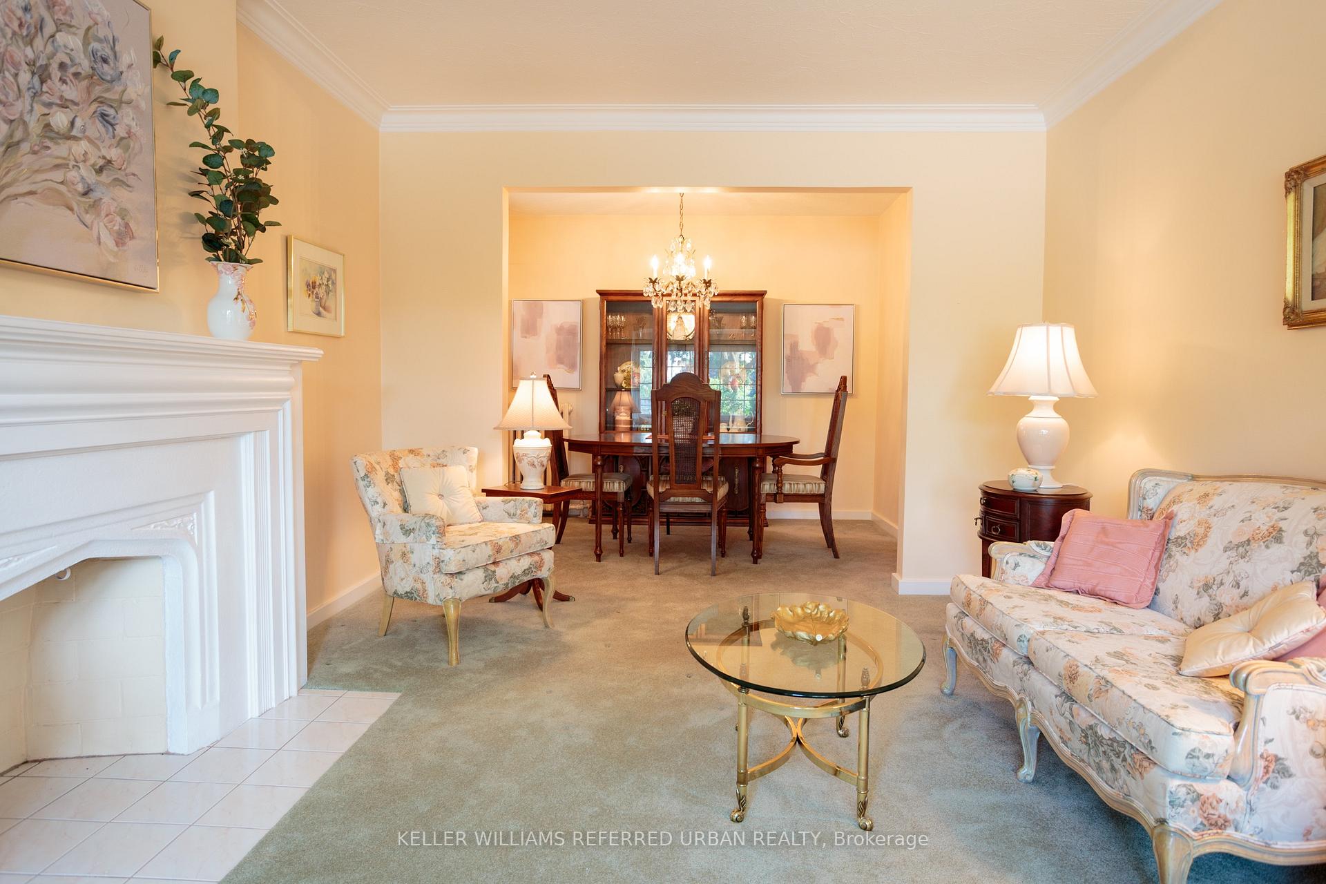 Photo 5 of 345 Moore Avenue, Toronto, Leaside — HOMEH