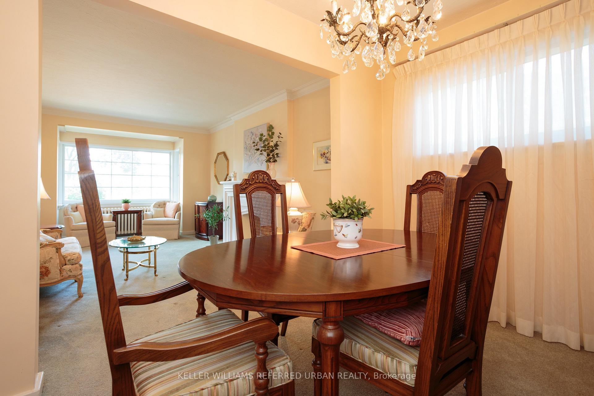 Photo 7 of 345 Moore Avenue, Toronto, Leaside — HOMEH