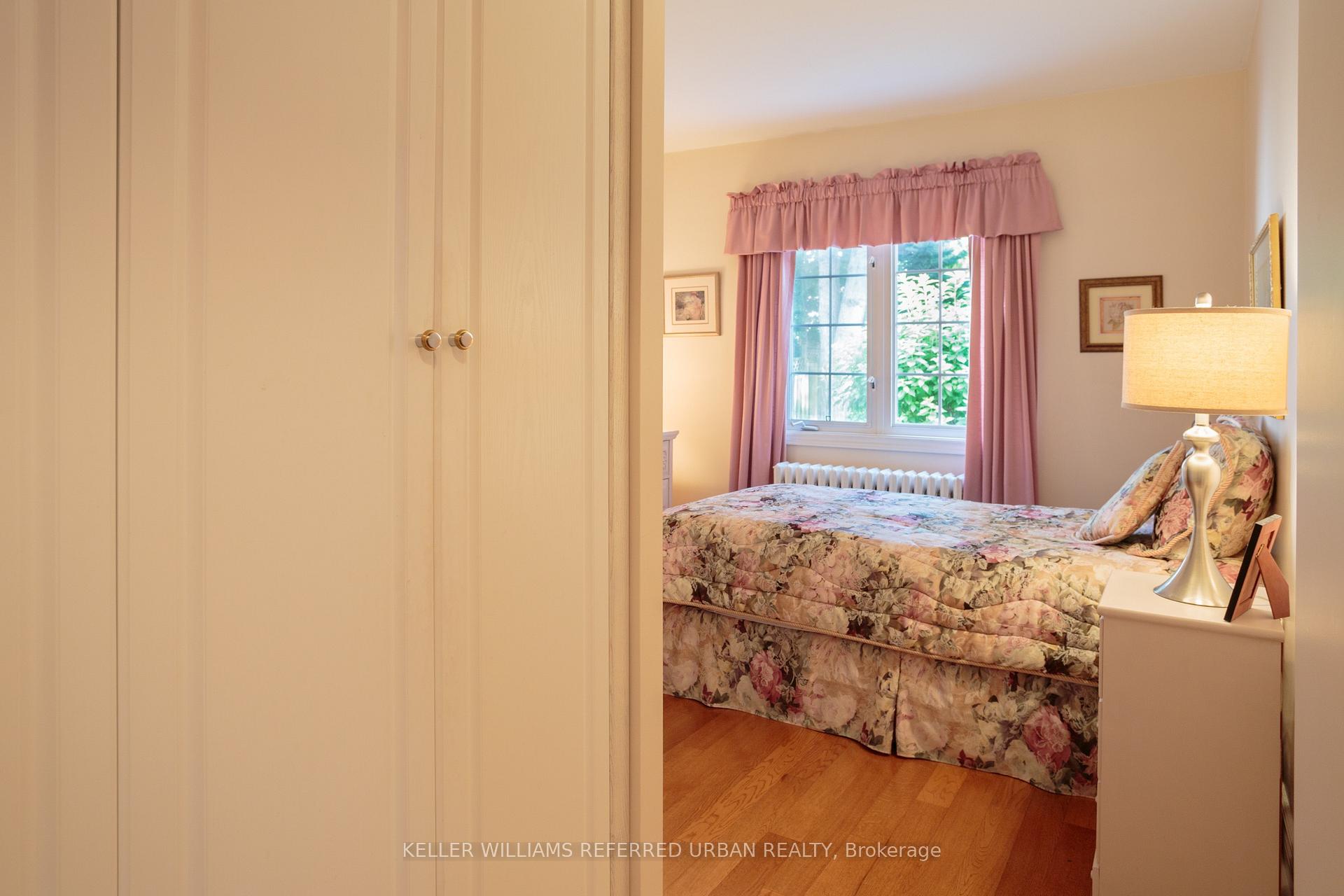 Photo 12 of 345 Moore Avenue, Toronto, Leaside — HOMEH