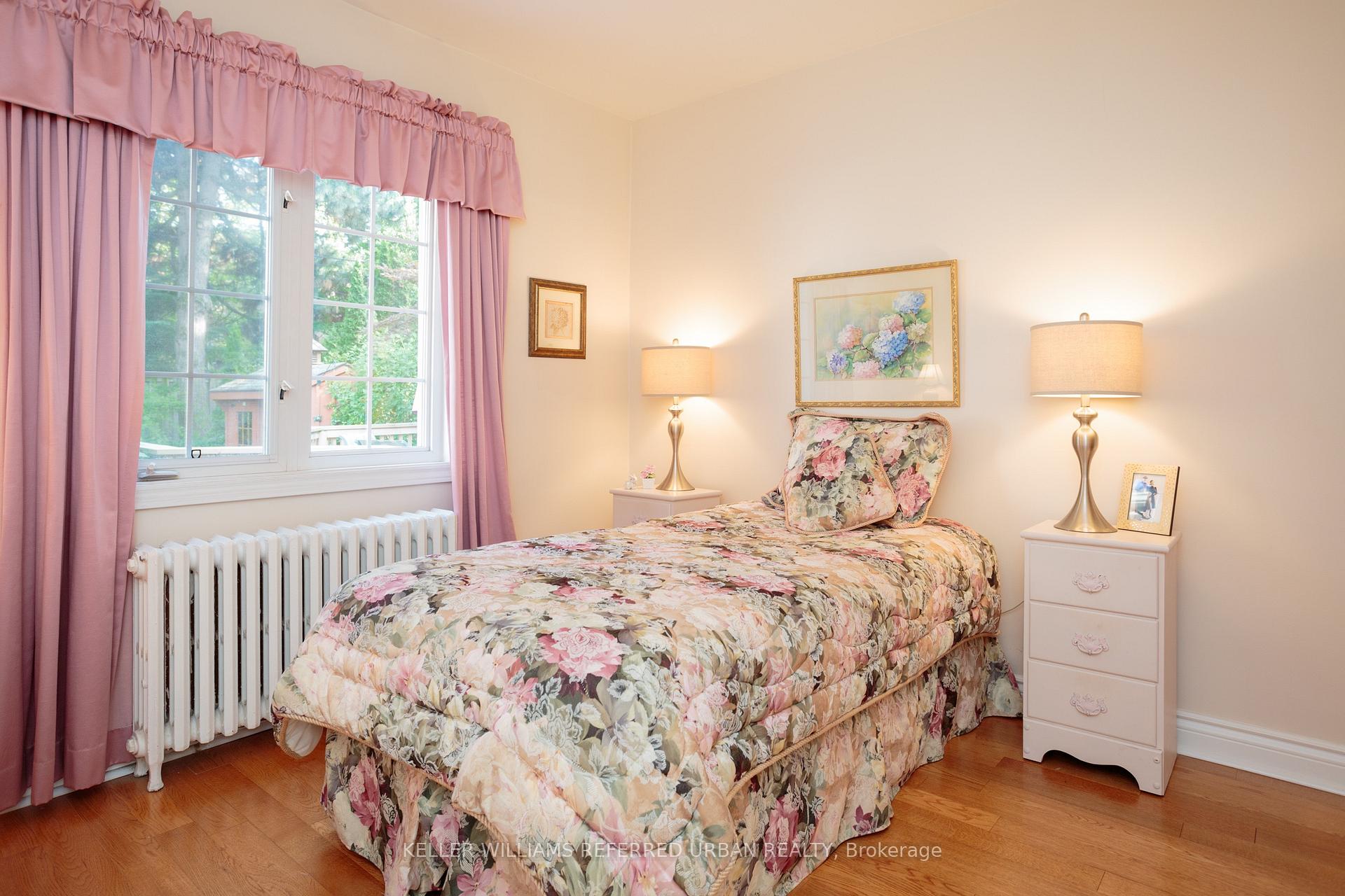 Photo 15 of 345 Moore Avenue, Toronto, Leaside — HOMEH