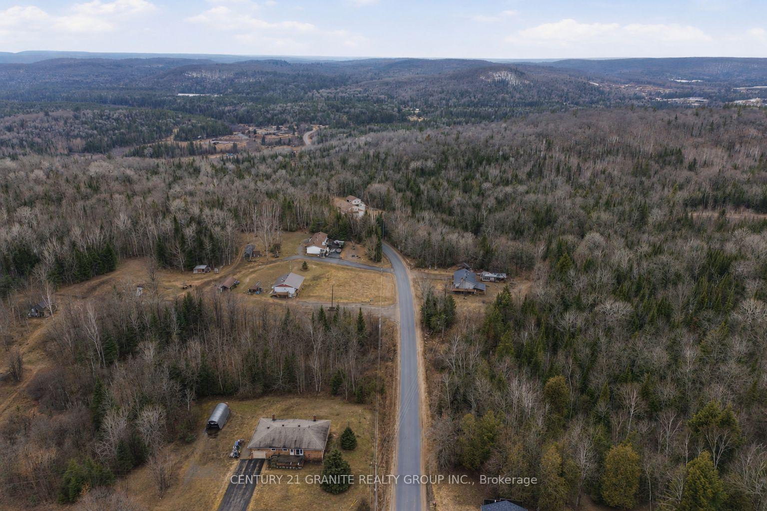 Photo 10 of 301 Hybla Road, Hastings Highlands, Monteagle Ward — HOMEH