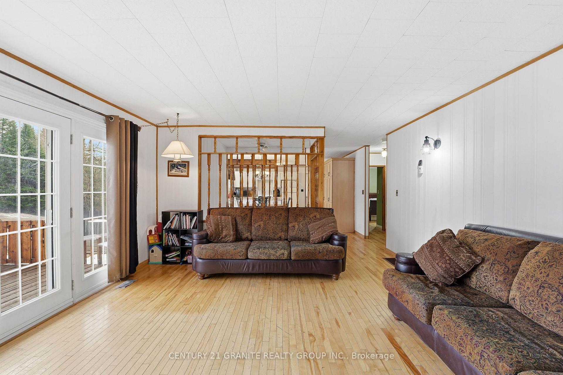Photo 18 of 301 Hybla Road, Hastings Highlands, Monteagle Ward — HOMEH