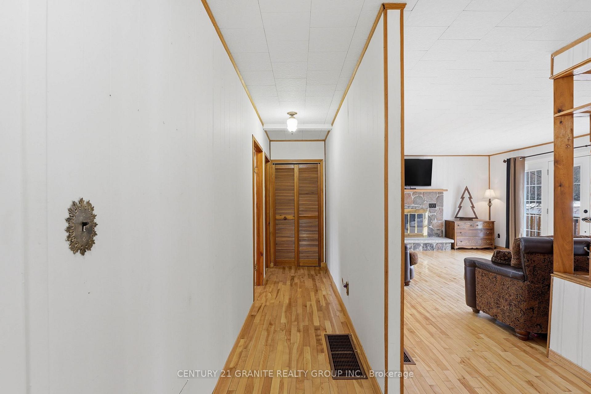 Photo 19 of 301 Hybla Road, Hastings Highlands, Monteagle Ward — HOMEH