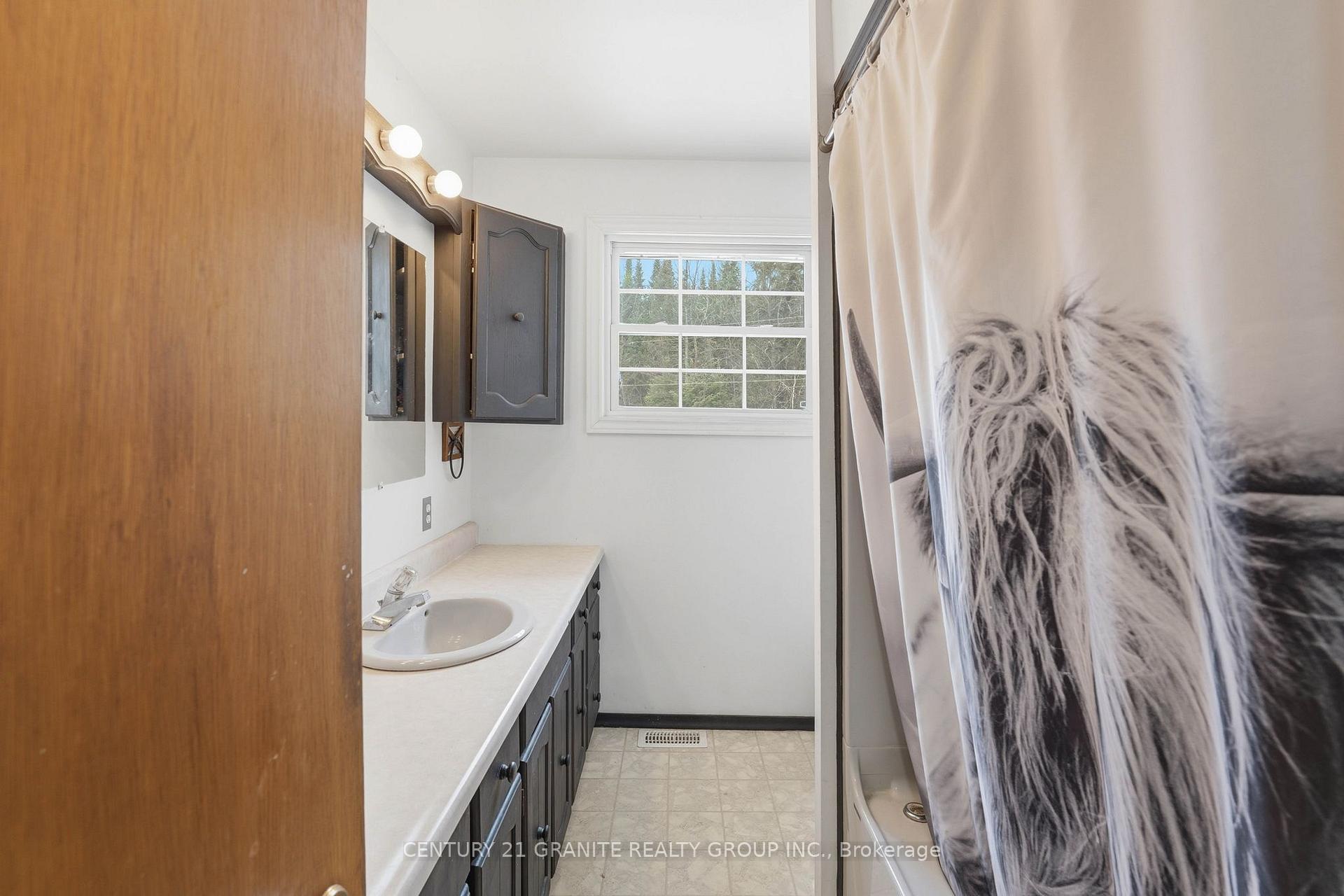 Photo 39 of 301 Hybla Road, Hastings Highlands, Monteagle Ward — HOMEH