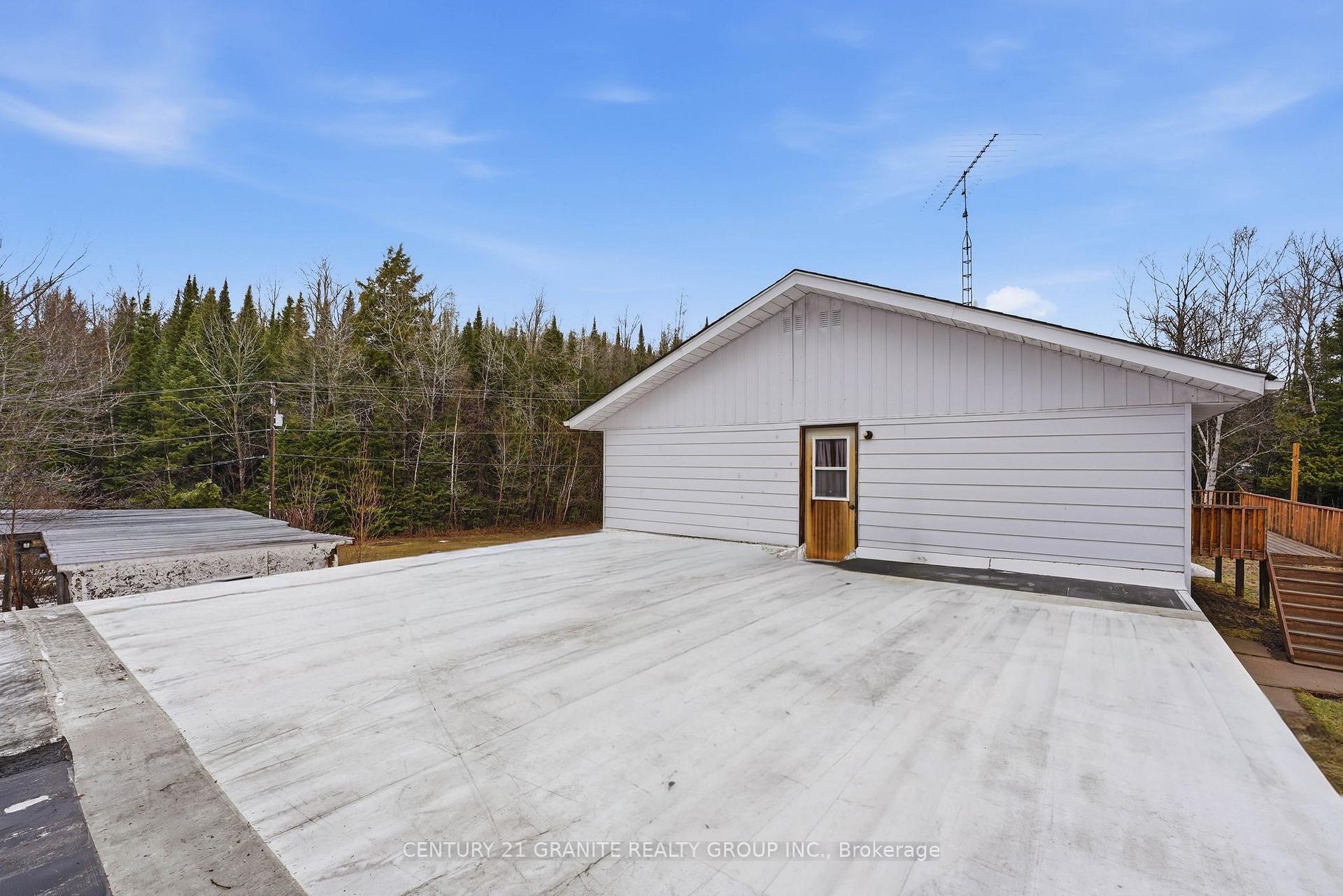 Photo 43 of 301 Hybla Road, Hastings Highlands, Monteagle Ward — HOMEH
