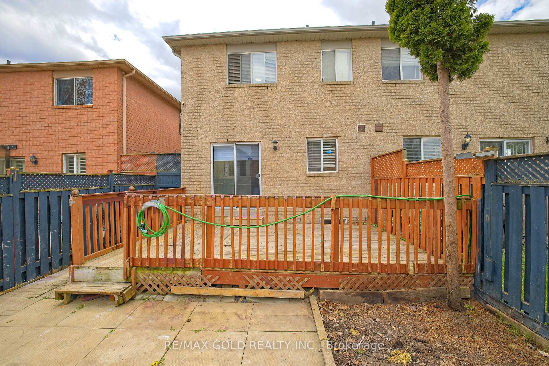 Photo 9 of 44 Baha Crescent, Brampton, Fletcher's Meadow — HOMEH
