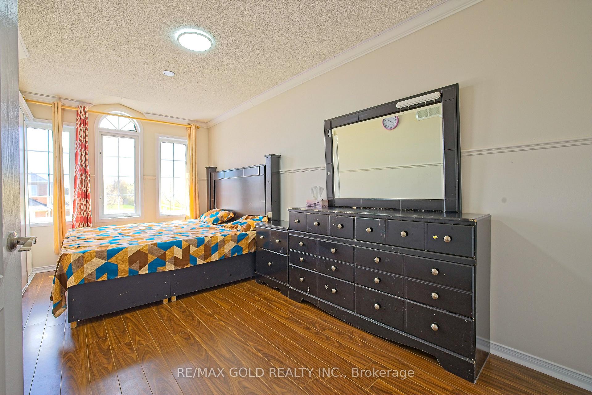 Photo 17 of 44 Baha Crescent, Brampton, Fletcher's Meadow — HOMEH