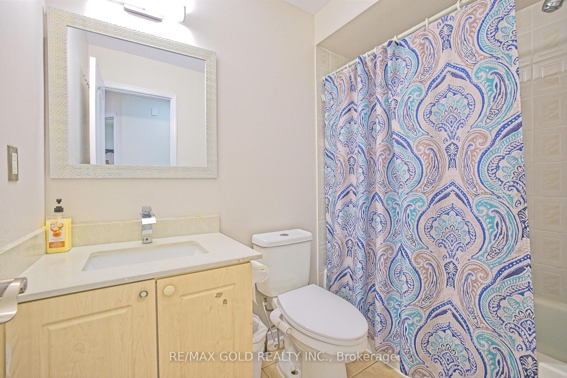 Photo 22 of 44 Baha Crescent, Brampton, Fletcher's Meadow — HOMEH