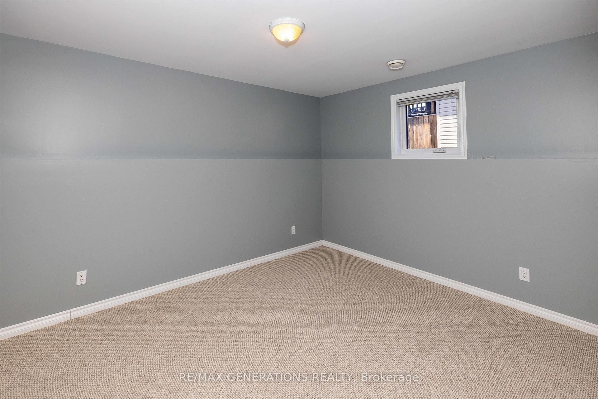 Photo 18 of 107 Reindeer Avenue, Thunder Bay, Parkdale — HOMEH