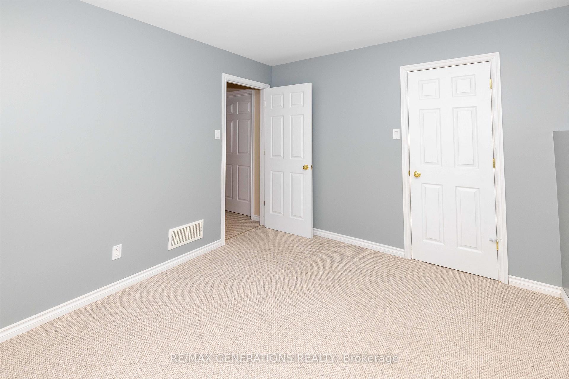Photo 19 of 107 Reindeer Avenue, Thunder Bay, Parkdale — HOMEH