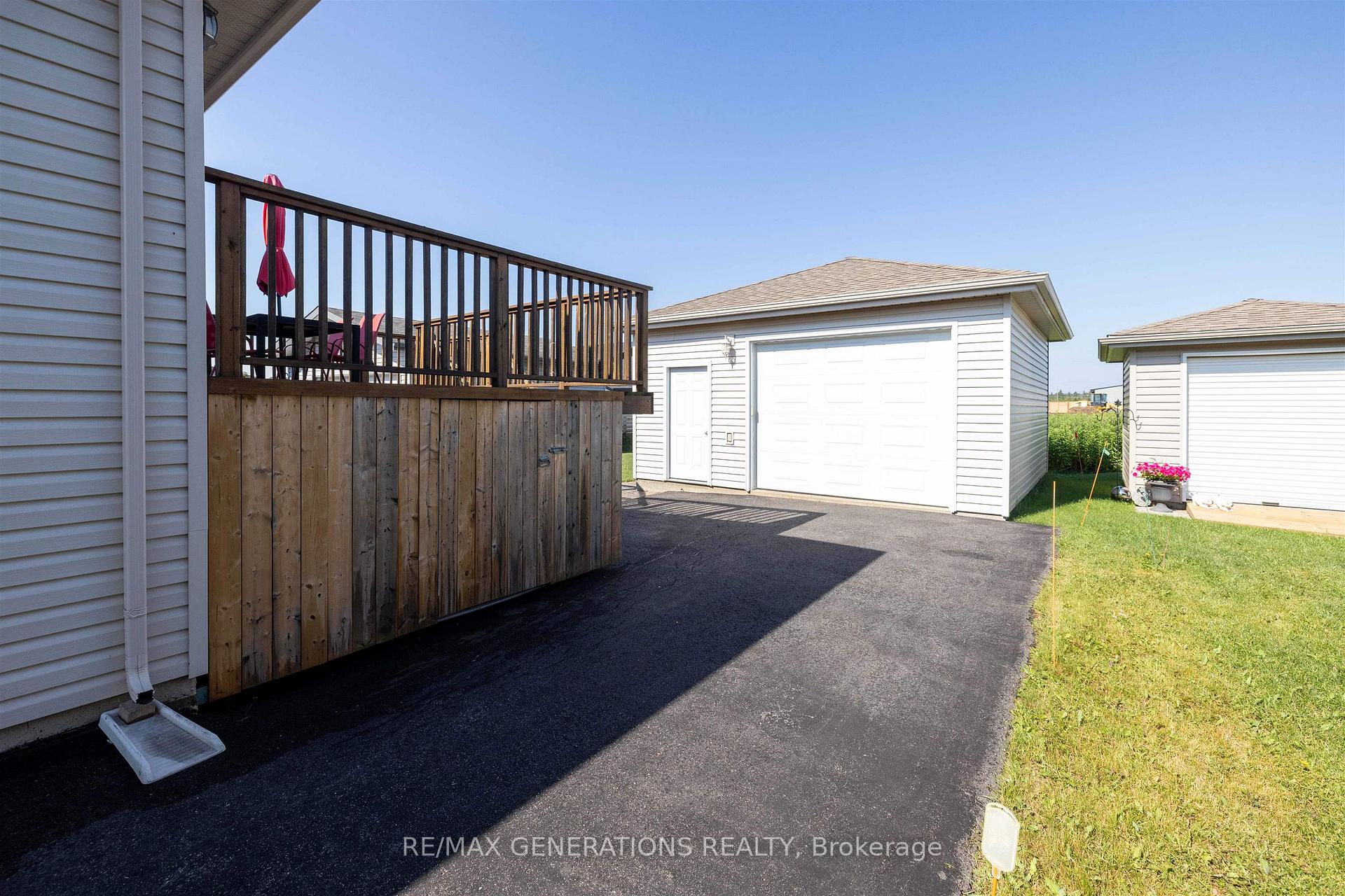 Photo 20 of 107 Reindeer Avenue, Thunder Bay, Parkdale — HOMEH