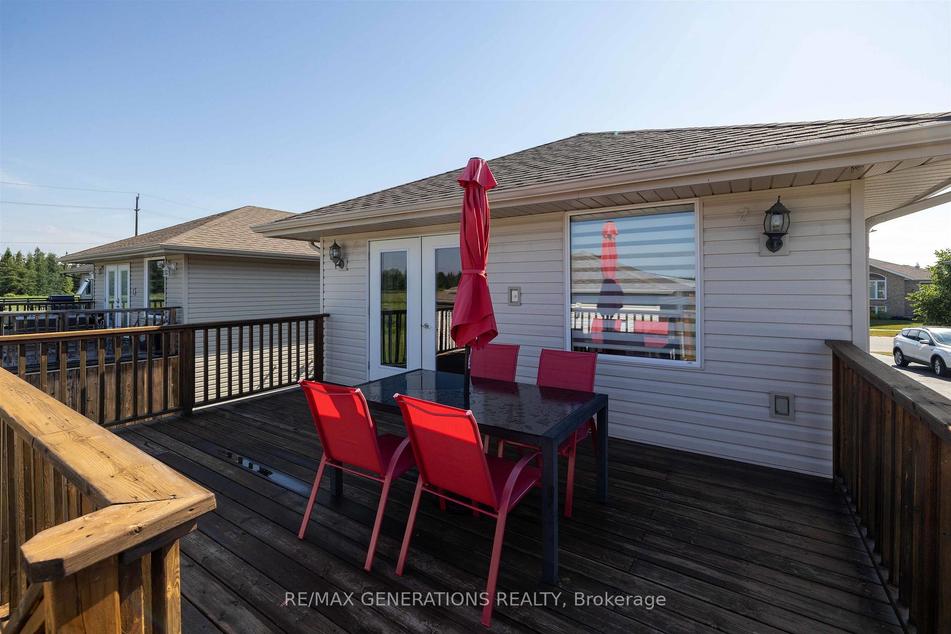 Photo 26 of 107 Reindeer Avenue, Thunder Bay, Parkdale — HOMEH