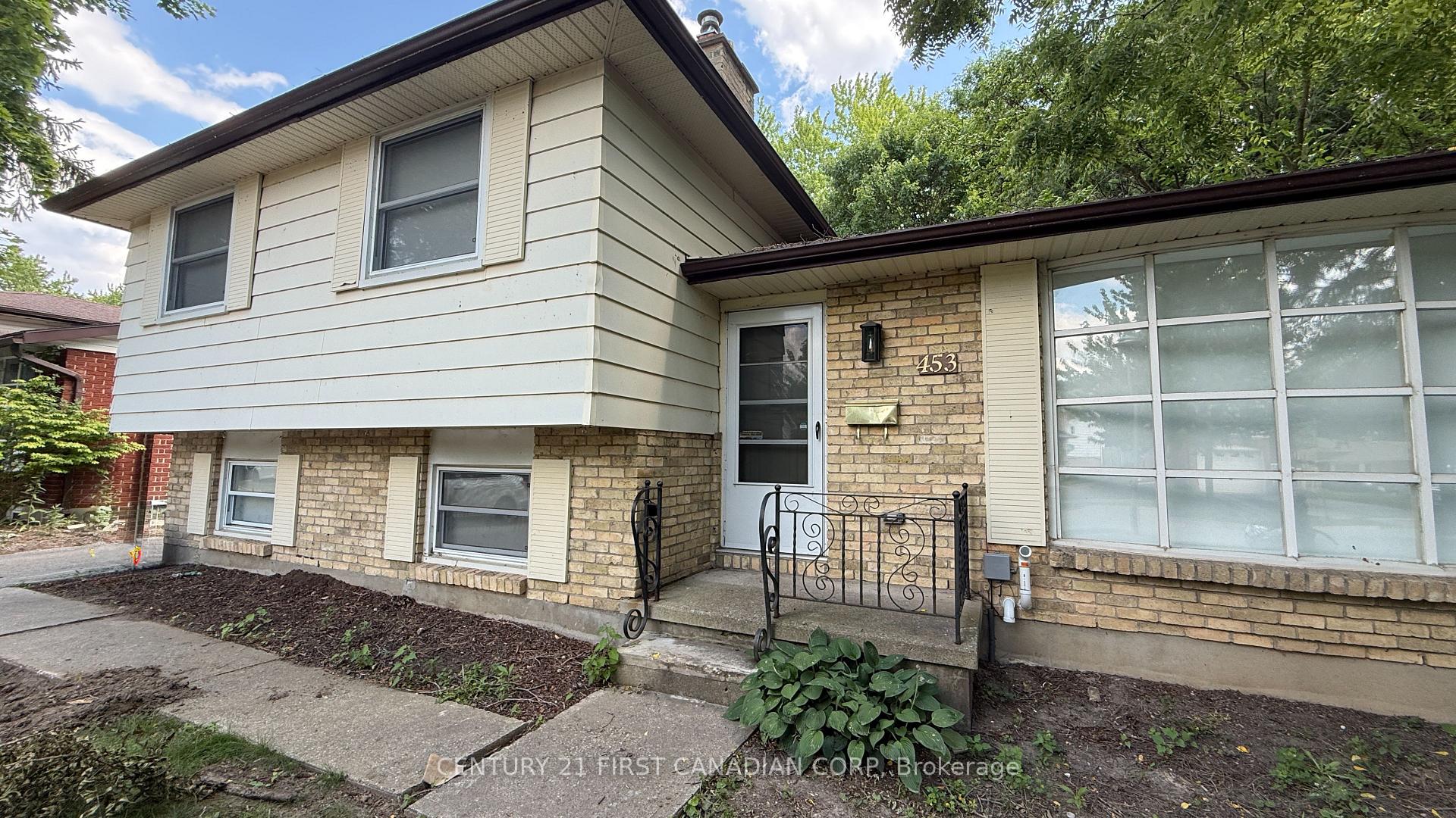 Photo 1 of Unit UPPER, 453 Castlegrove Boulevard, London, North K — HOMEH