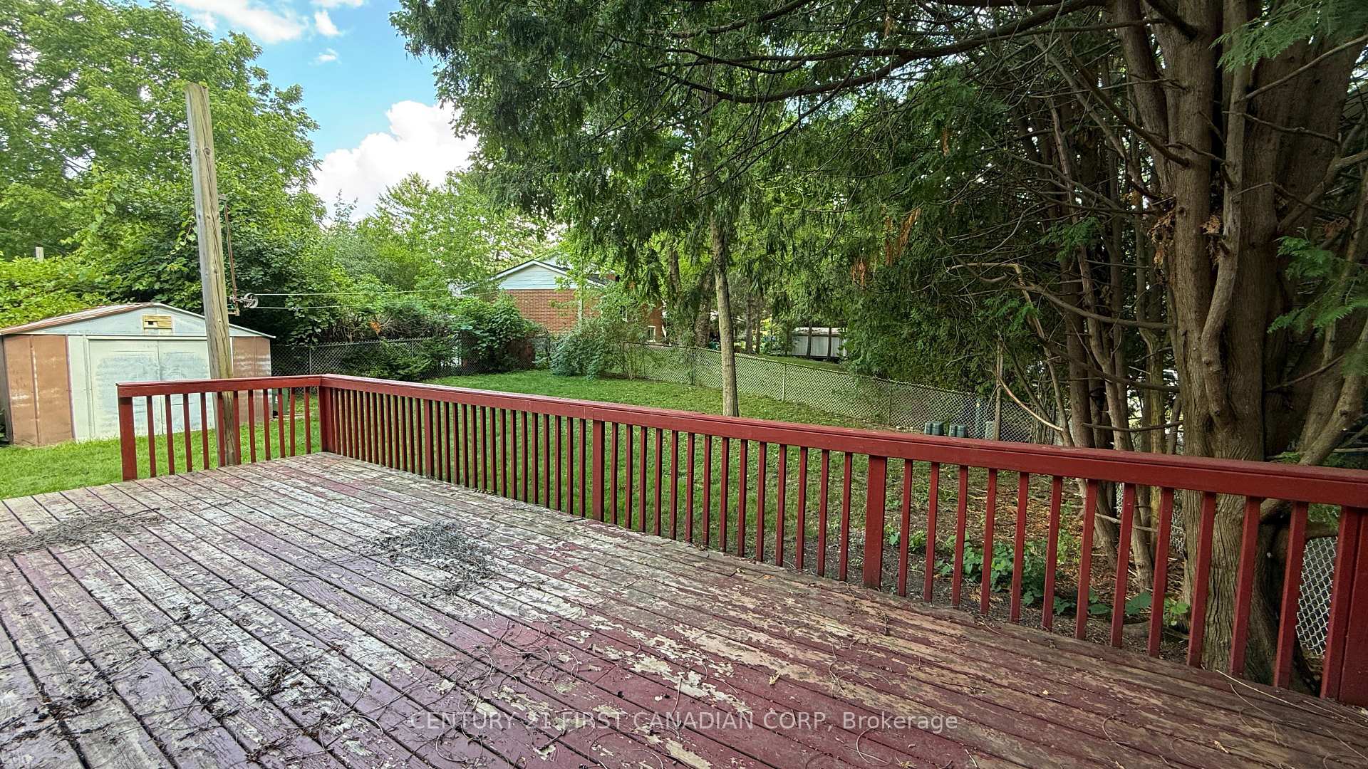 Photo 24 of Unit UPPER, 453 Castlegrove Boulevard, London, North K — HOMEH