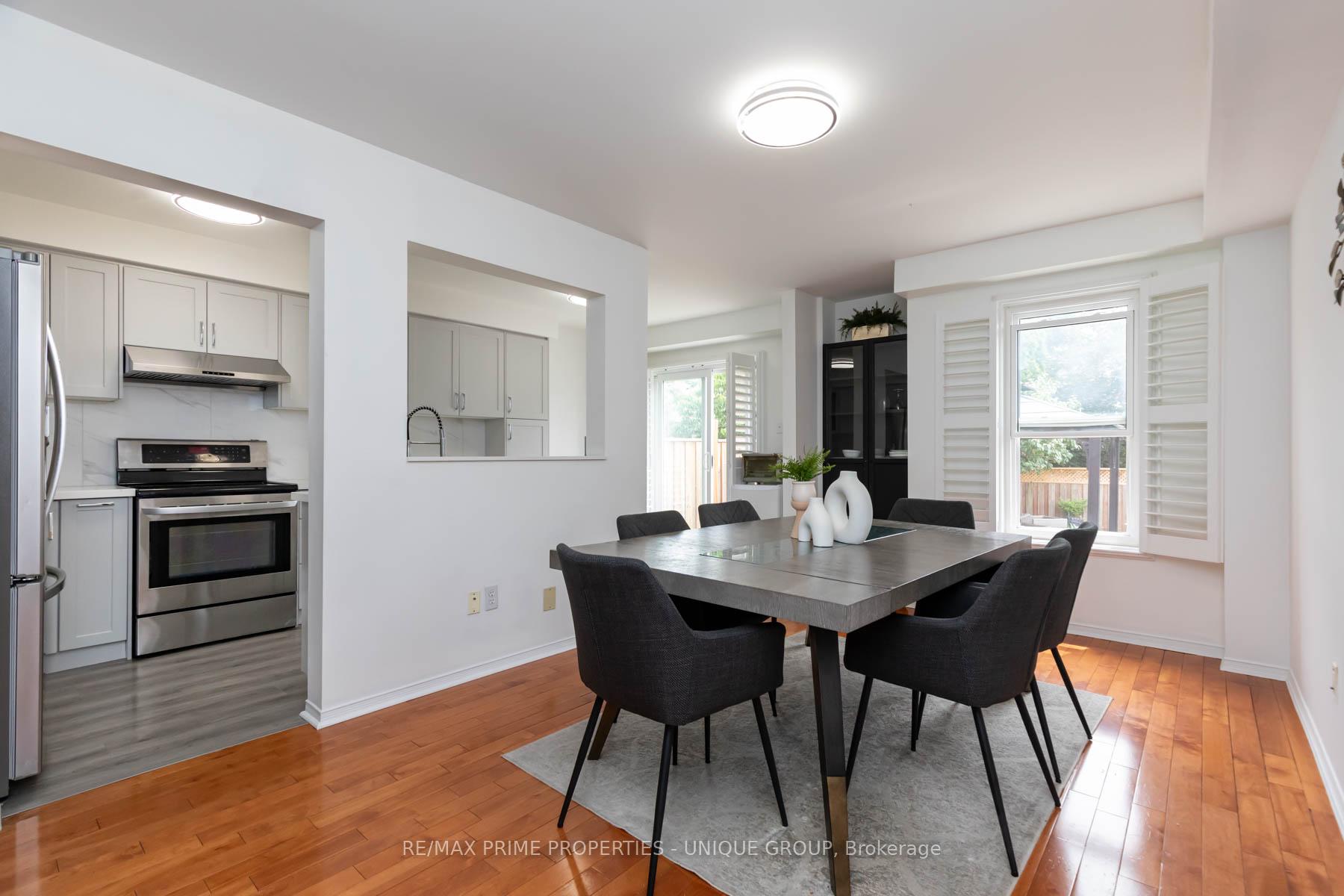 Photo 6 of 25 Pine Gate Place, Whitby, Williamsburg — HOMEH