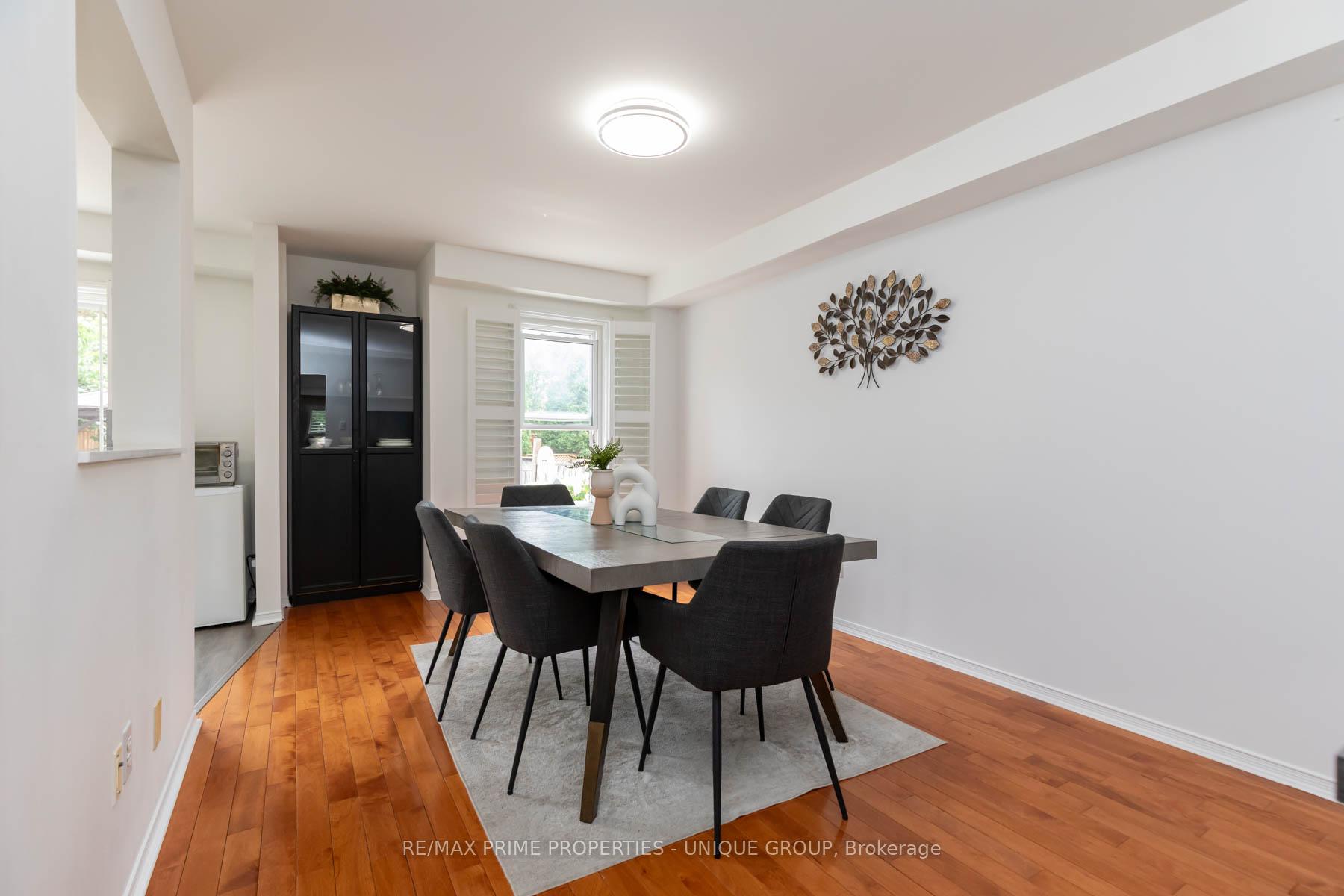 Photo 7 of 25 Pine Gate Place, Whitby, Williamsburg — HOMEH