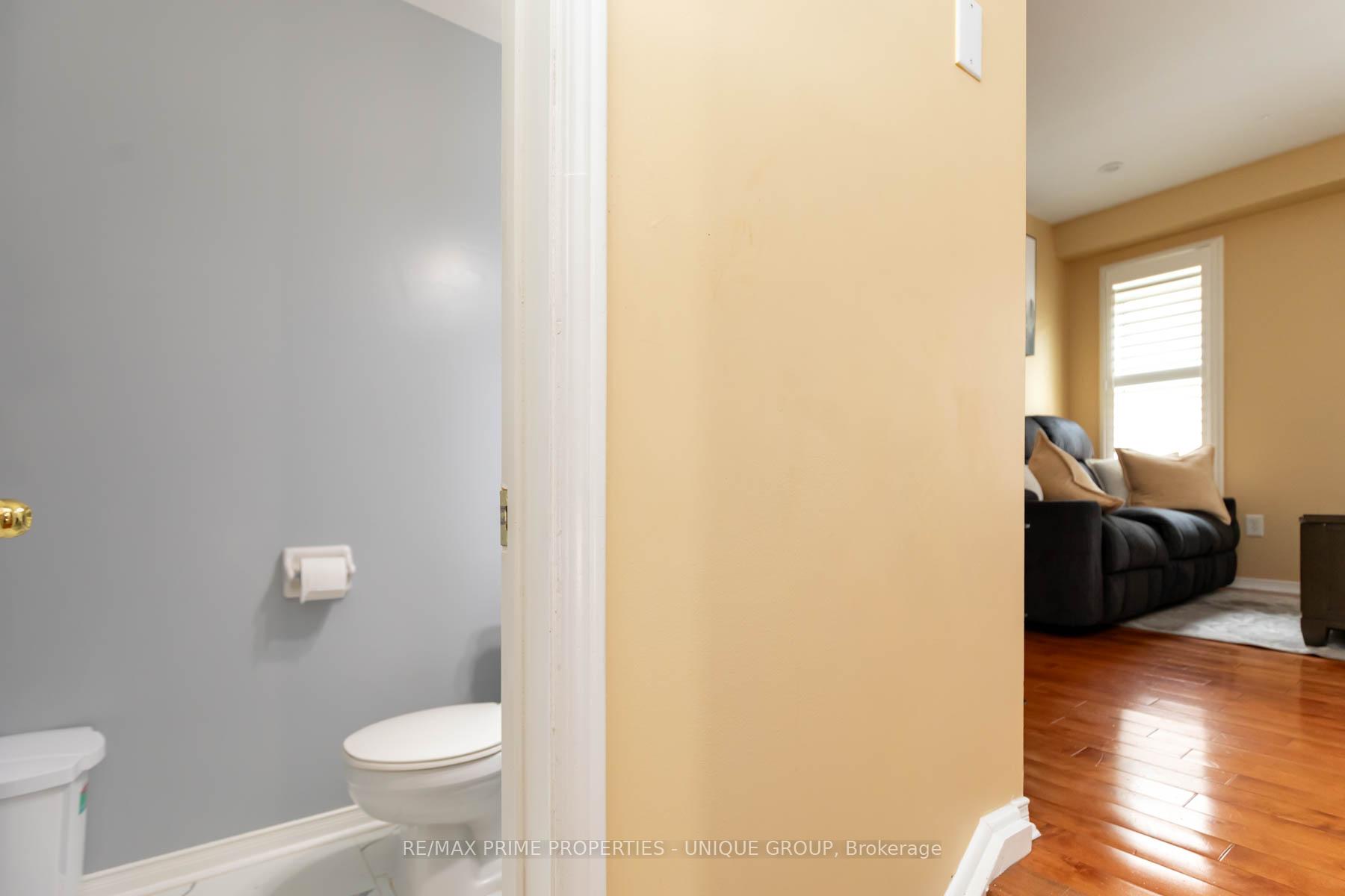 Photo 23 of 25 Pine Gate Place, Whitby, Williamsburg — HOMEH