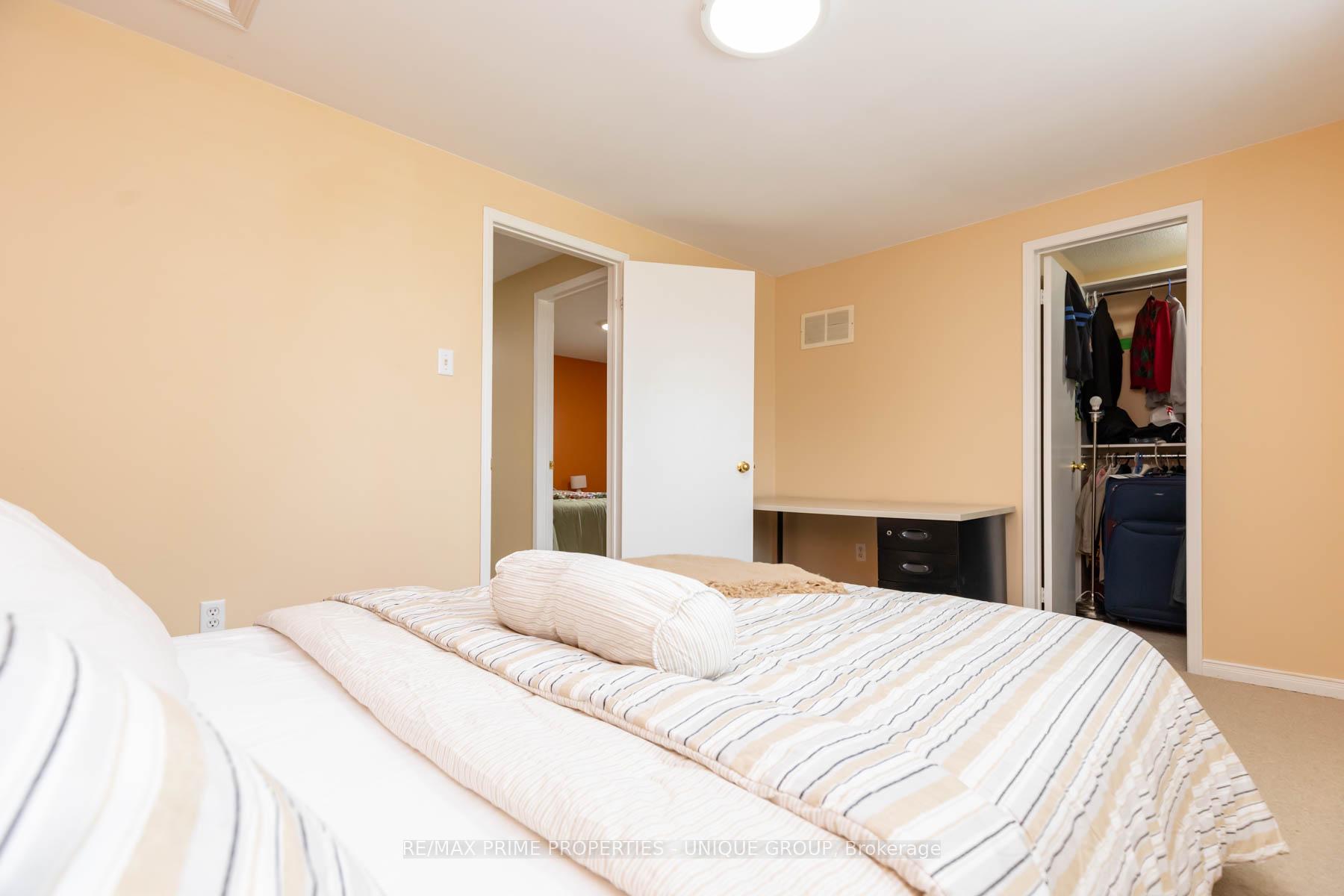 Photo 30 of 25 Pine Gate Place, Whitby, Williamsburg — HOMEH