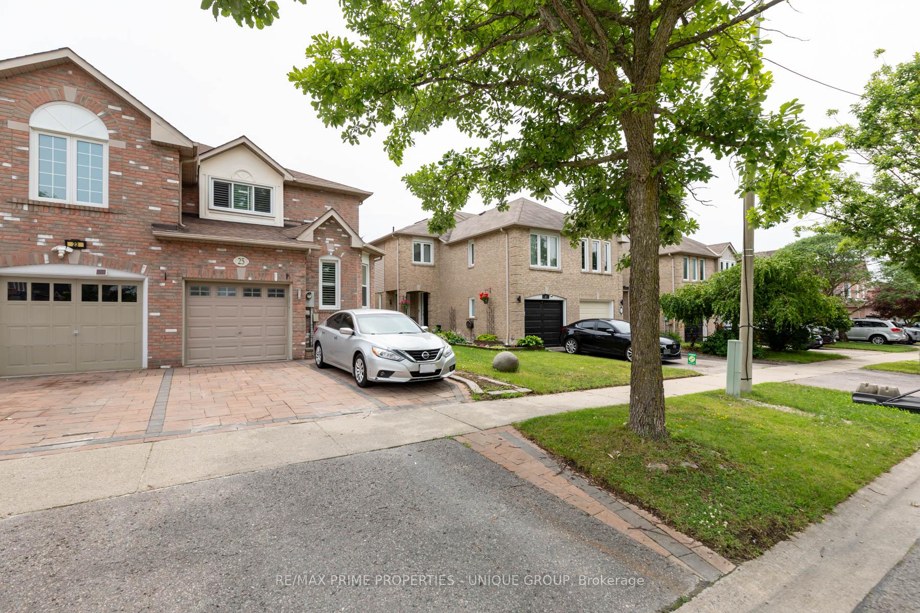 Photo 50 of 25 Pine Gate Place, Whitby, Williamsburg — HOMEH
