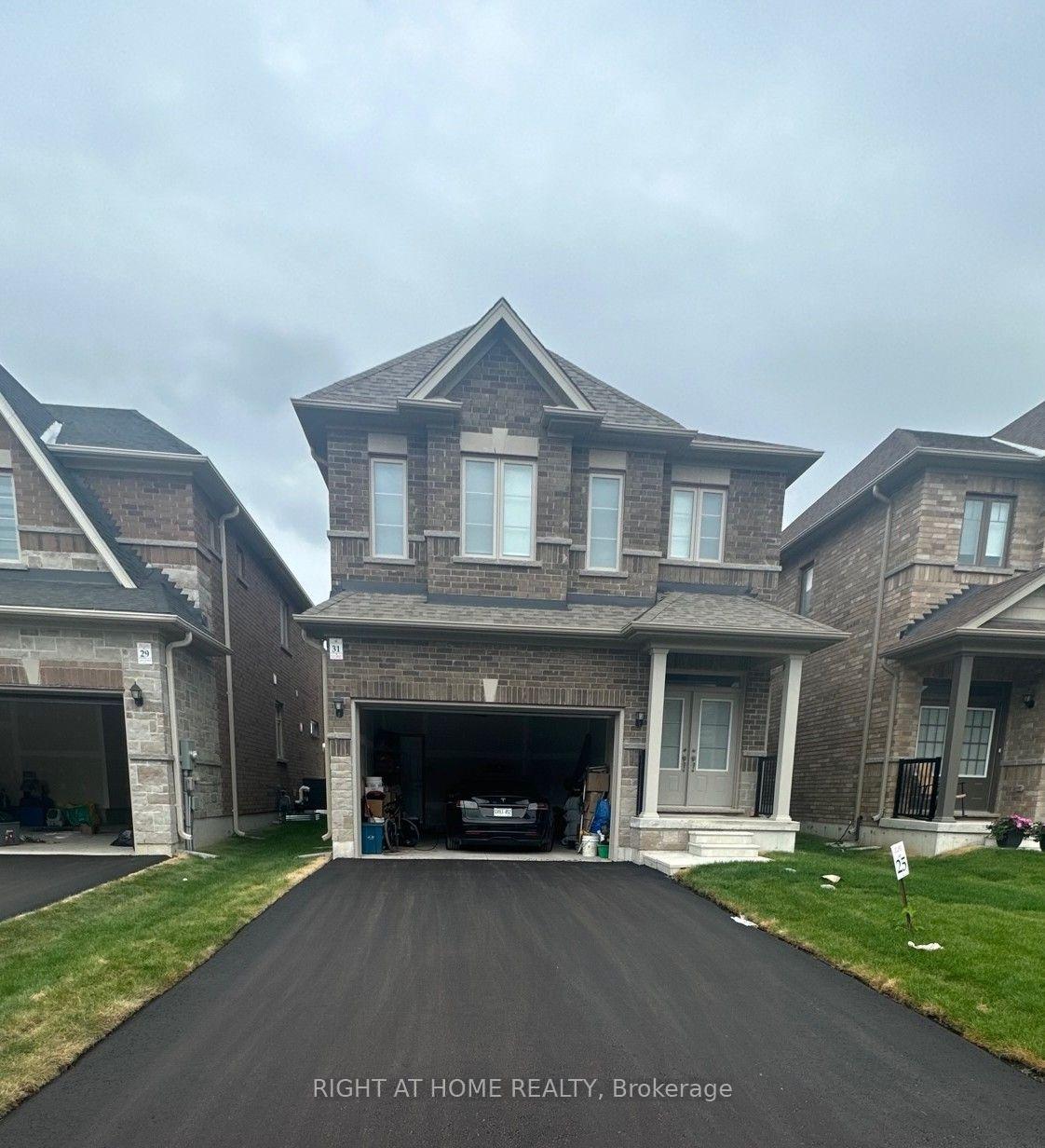 Photo 7 of 31 Copperhill Heights, Barrie, Rural Barrie Southeast — HOMEH