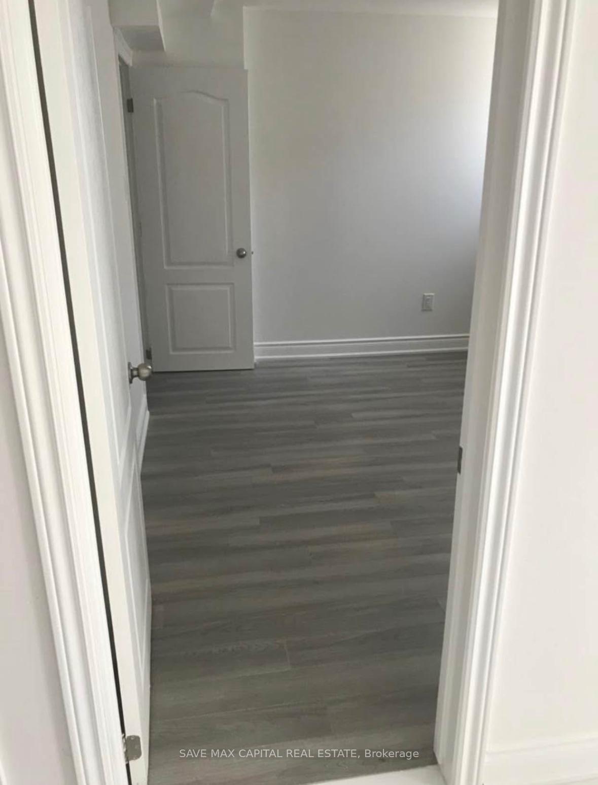 Photo 3 of 28 Culture Crescent, Brampton, Fletcher's Creek Village — HOMEH