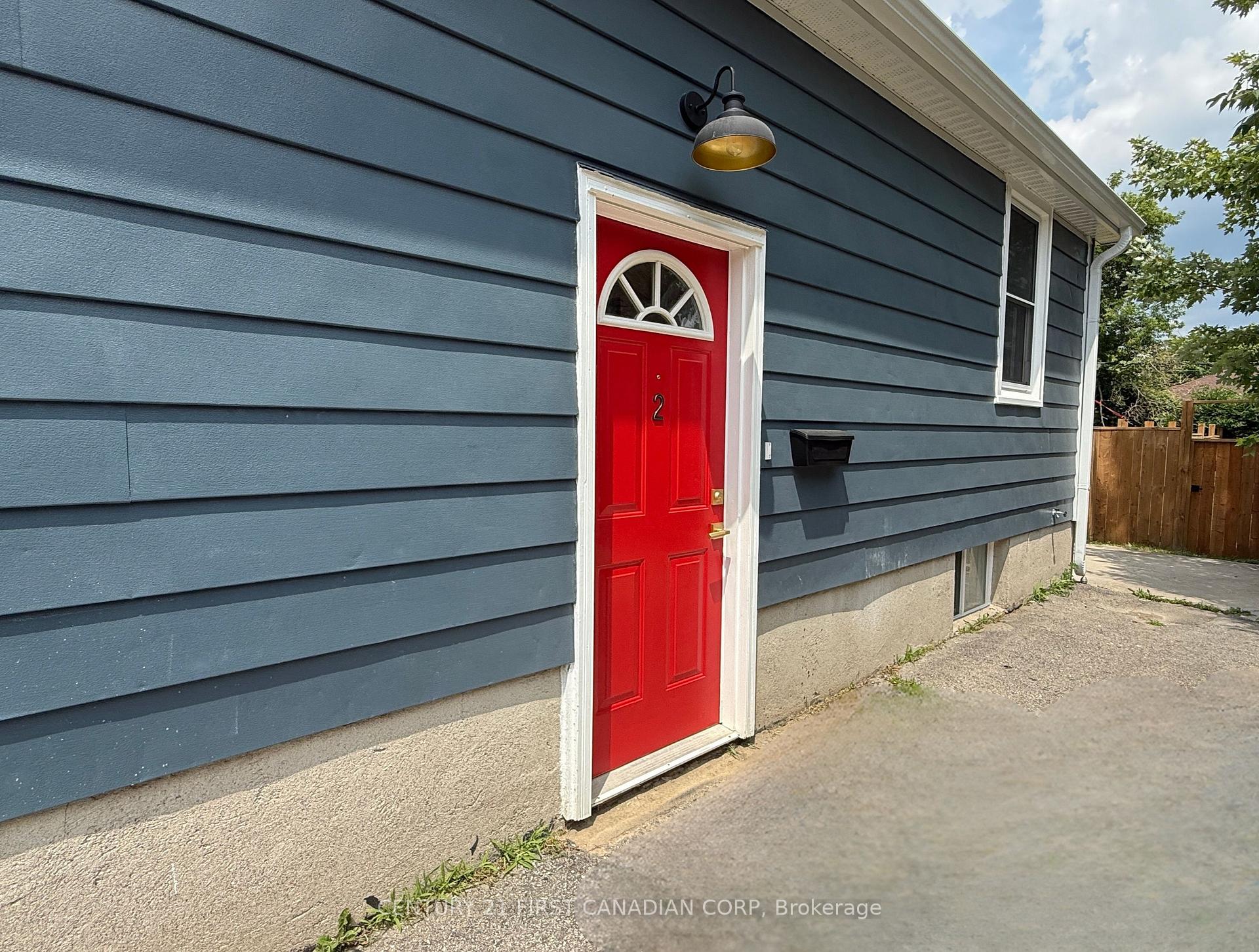 Photo 2 of Unit 2, 294 Vancouver Street, London, East H — HOMEH