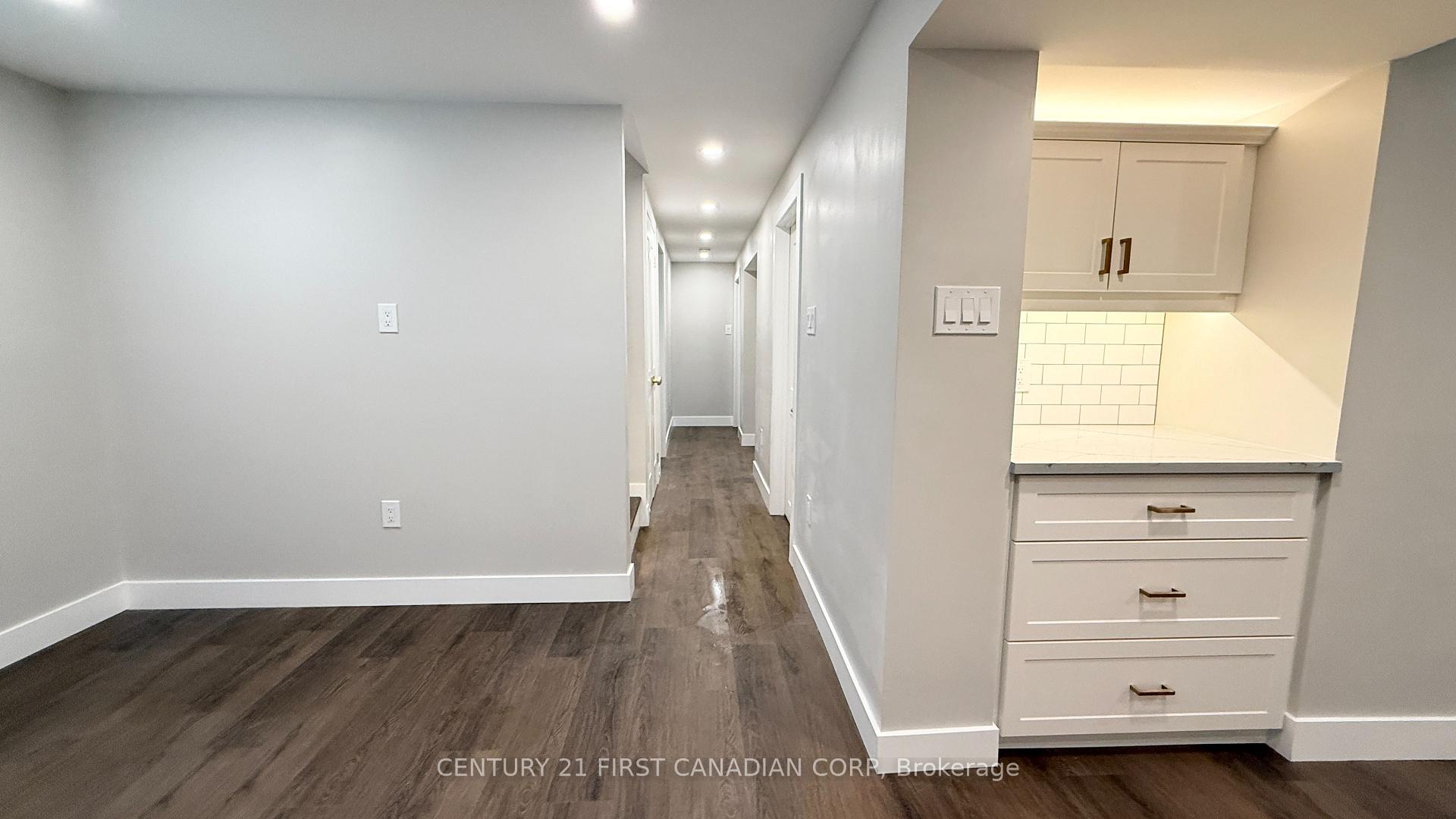 Photo 9 of Unit 2, 294 Vancouver Street, London, East H — HOMEH