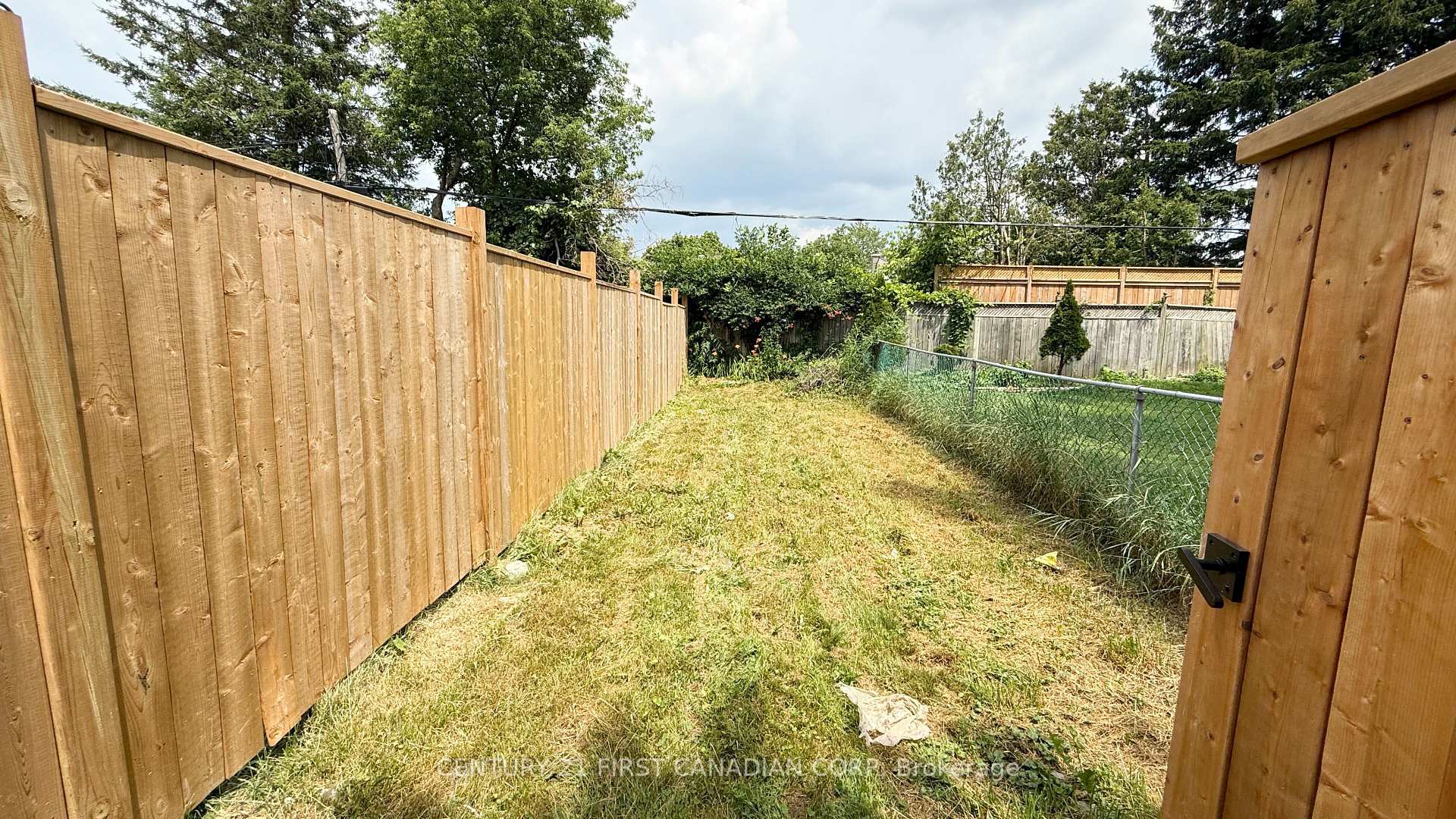 Photo 24 of Unit 2, 294 Vancouver Street, London, East H — HOMEH