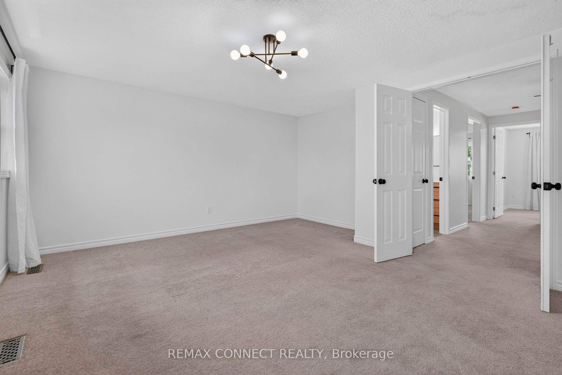 Photo 19 of 829 Cavan Court, Oshawa, Vanier — HOMEH