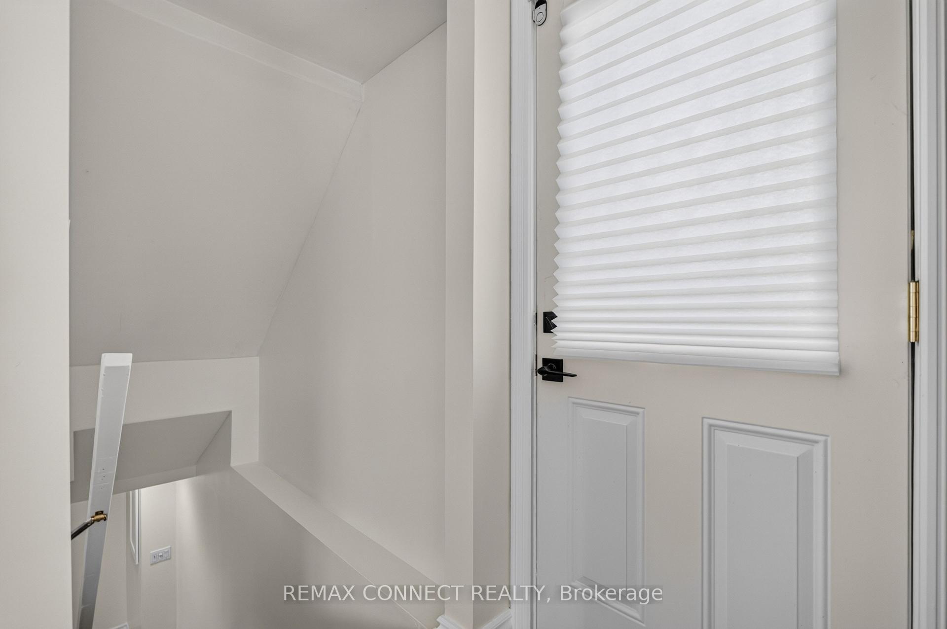 Photo 25 of 829 Cavan Court, Oshawa, Vanier — HOMEH
