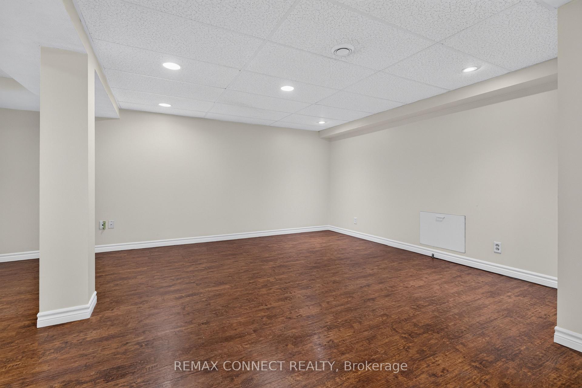 Photo 27 of 829 Cavan Court, Oshawa, Vanier — HOMEH